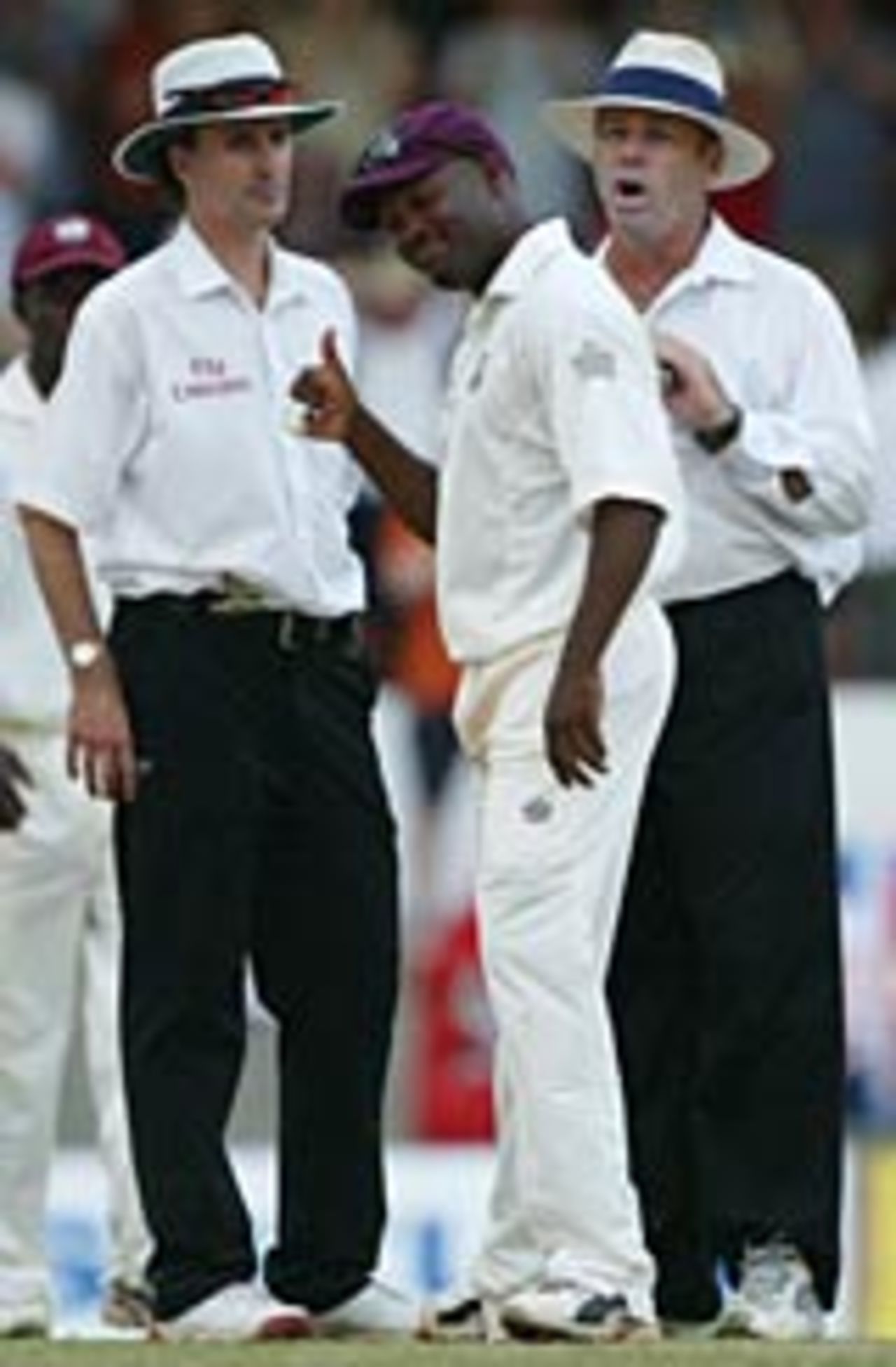 Brian Lara argues with the umpires after England had been offered the light, West Indies v England, 2nd Test, Trinidad, March 21, 2004