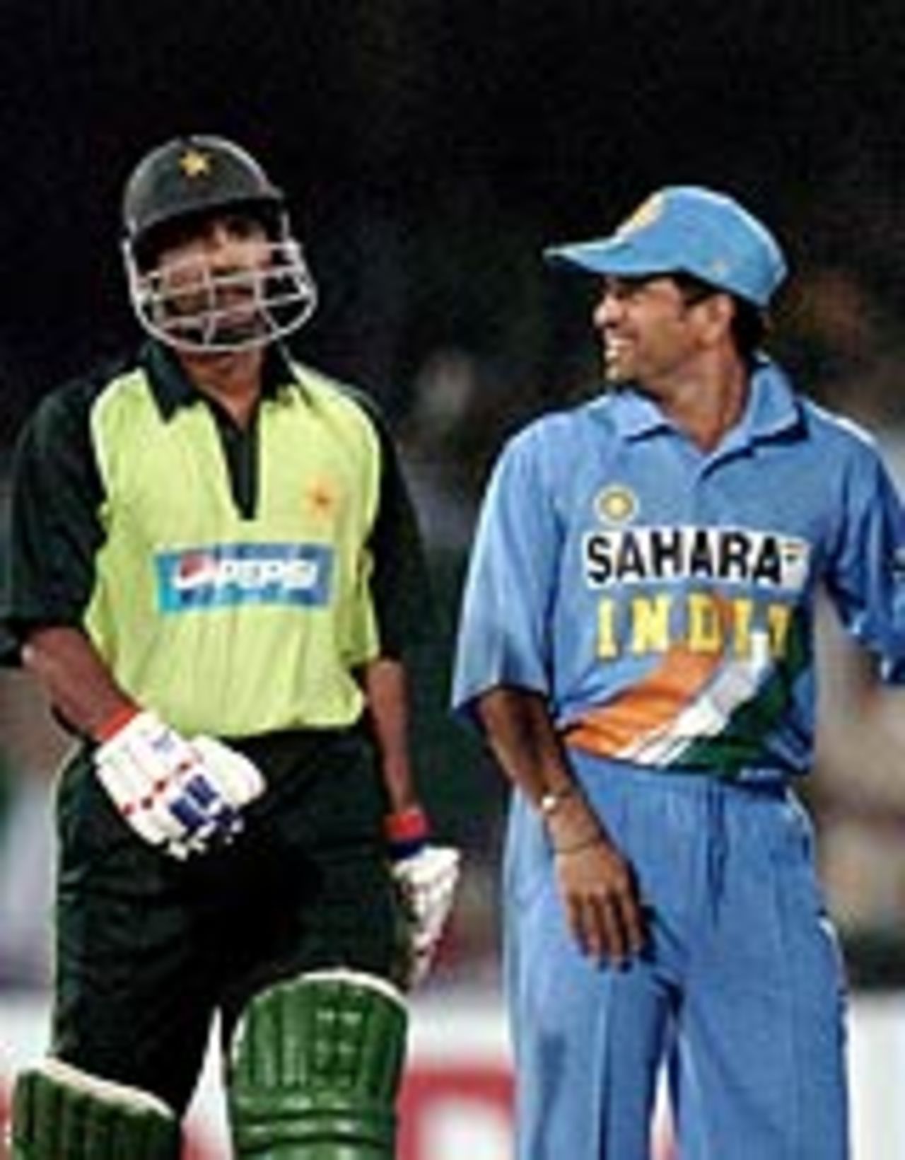 Sachin Tendulkar looks on as Yousuf Youhana departs, Pakistan v India, 5th ODI, Lahore, March 24, 2004