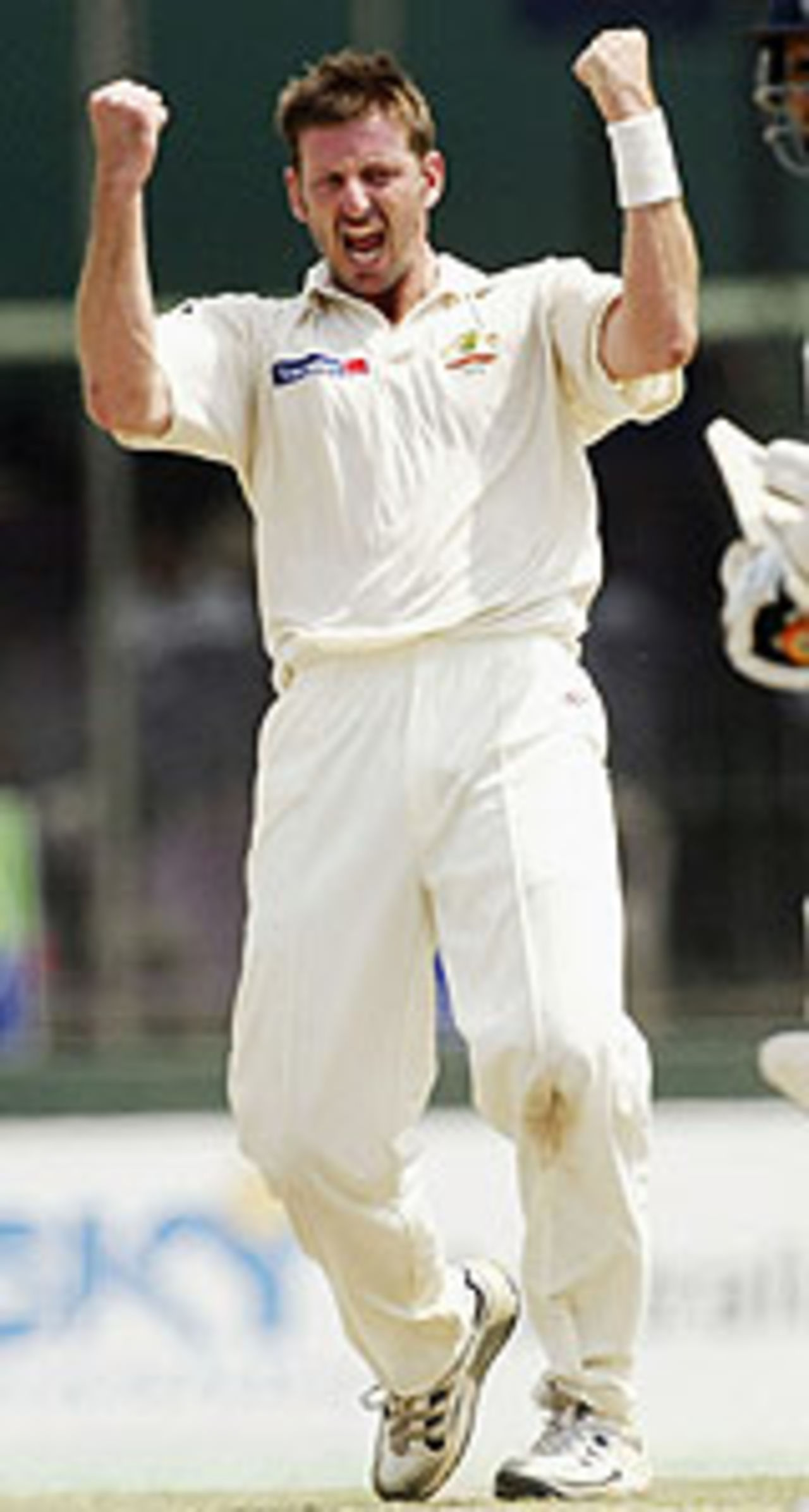 Michael Kasprowicz yells after claiming Marvan Atapattu, Sri Lanka v Australia, 3rd Test, Colombo, 3rd day, March 26, 2004