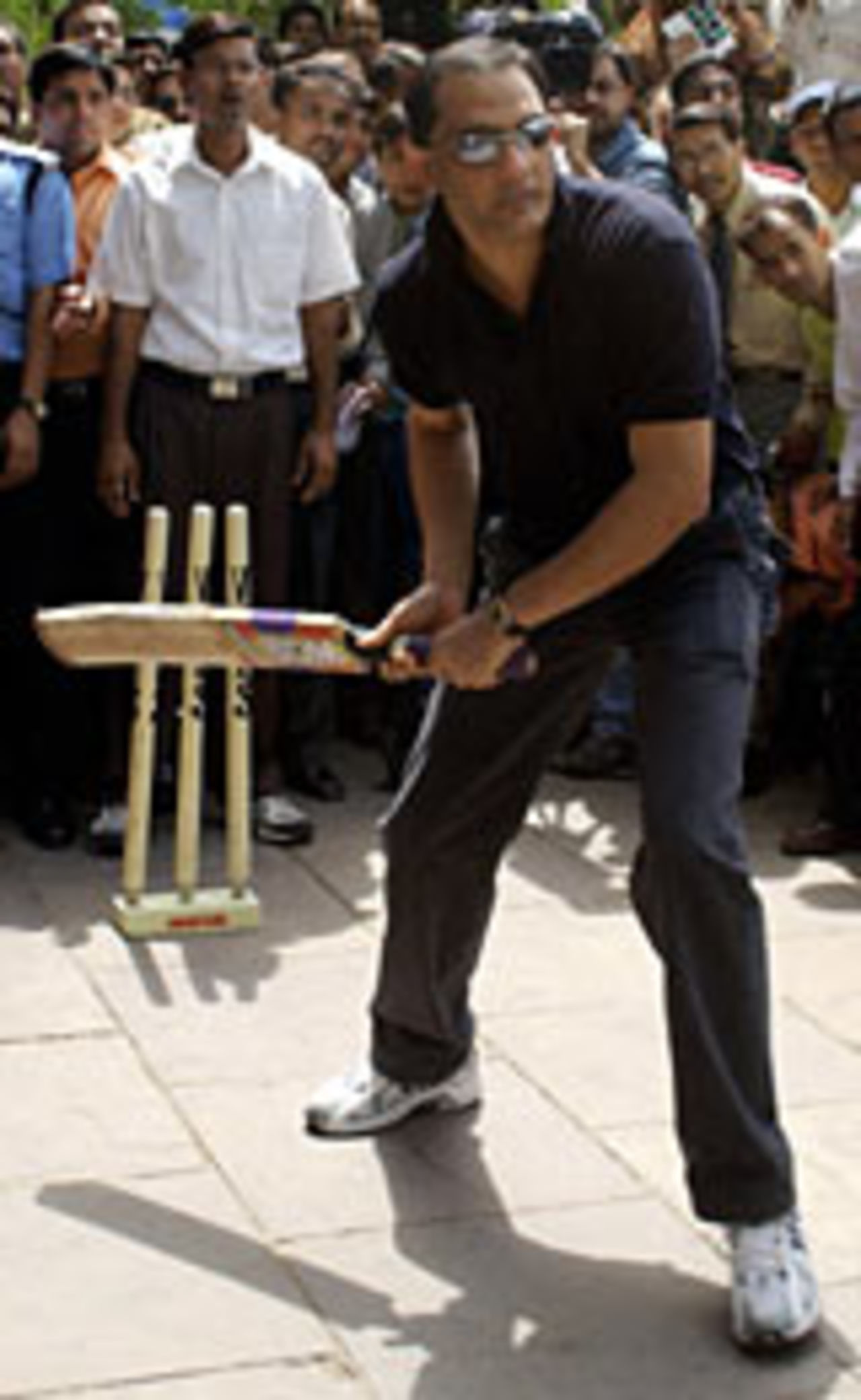Mohammad Azharuddin batting during an India-Pakistan short cricket game in New Delhi, March 26, 2004