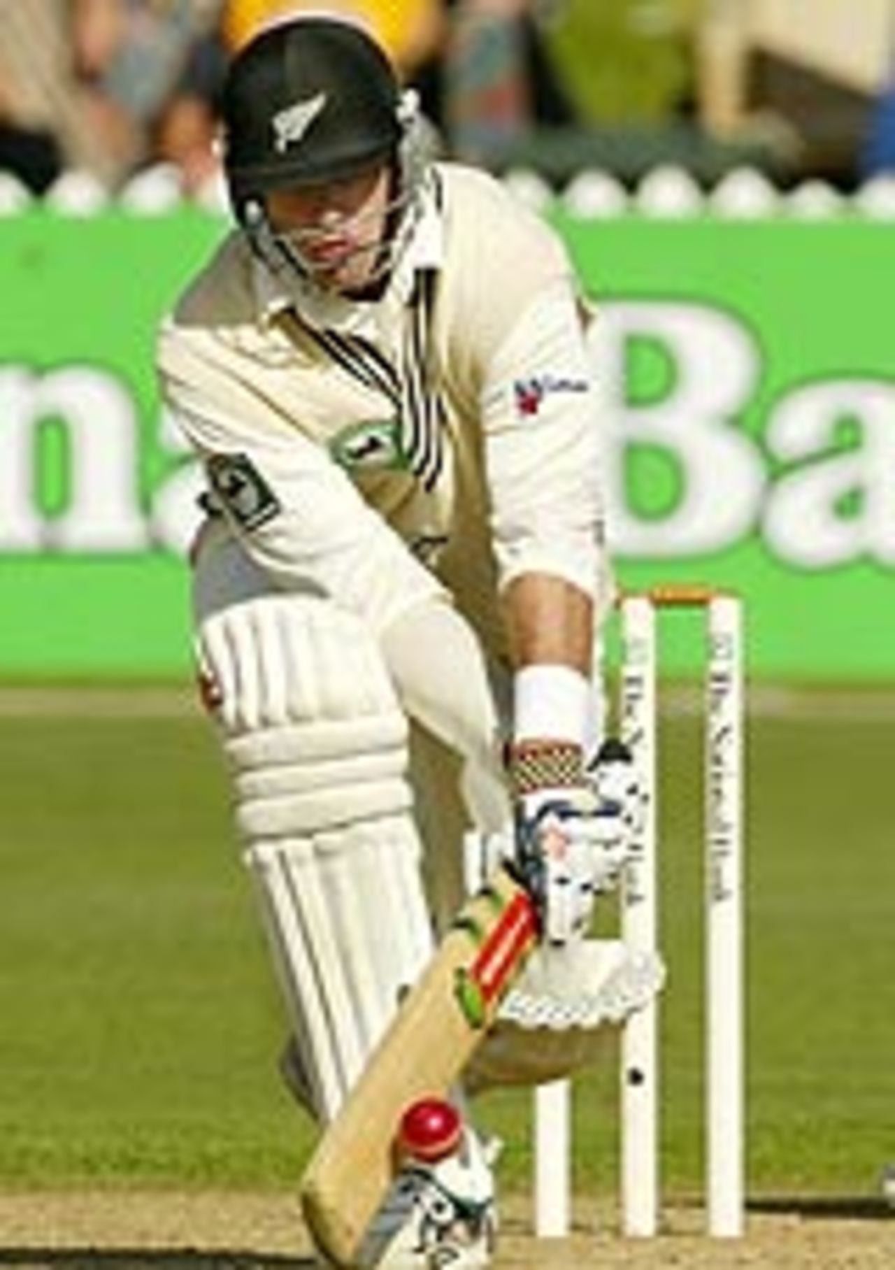Jacob Oram plays the reverse-sweep, New Zealand v South Africa, 3rd Test, Wellington, 4th day, March 29, 2004