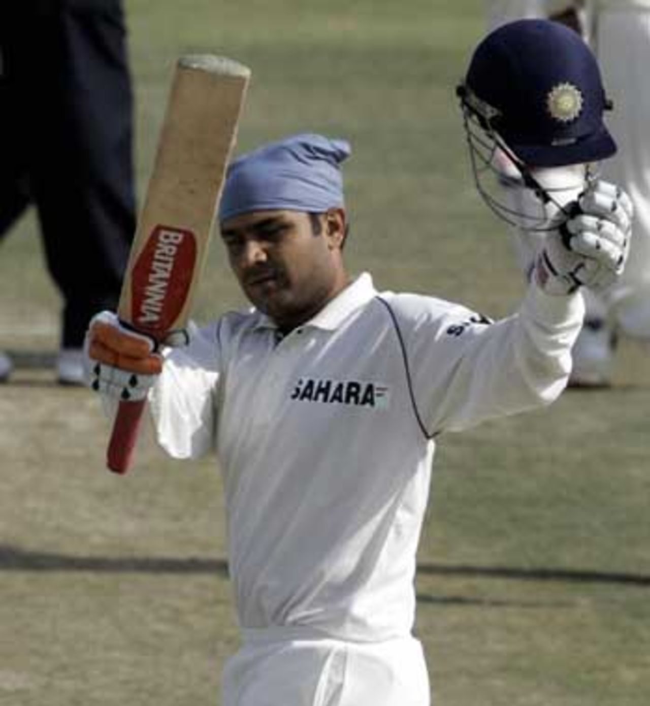 The runs kept flowing and Virender Sehwag racked up 150, India v Pakistan, 1st Test, Mohali, March 10, 2005