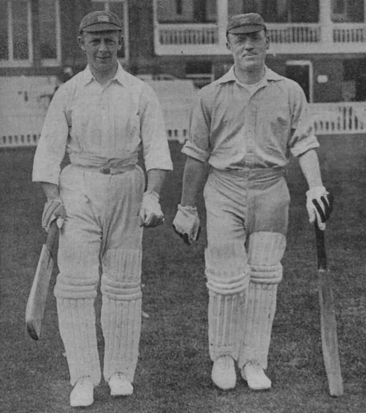 HL Dales and HW Lee open the innings, 1923