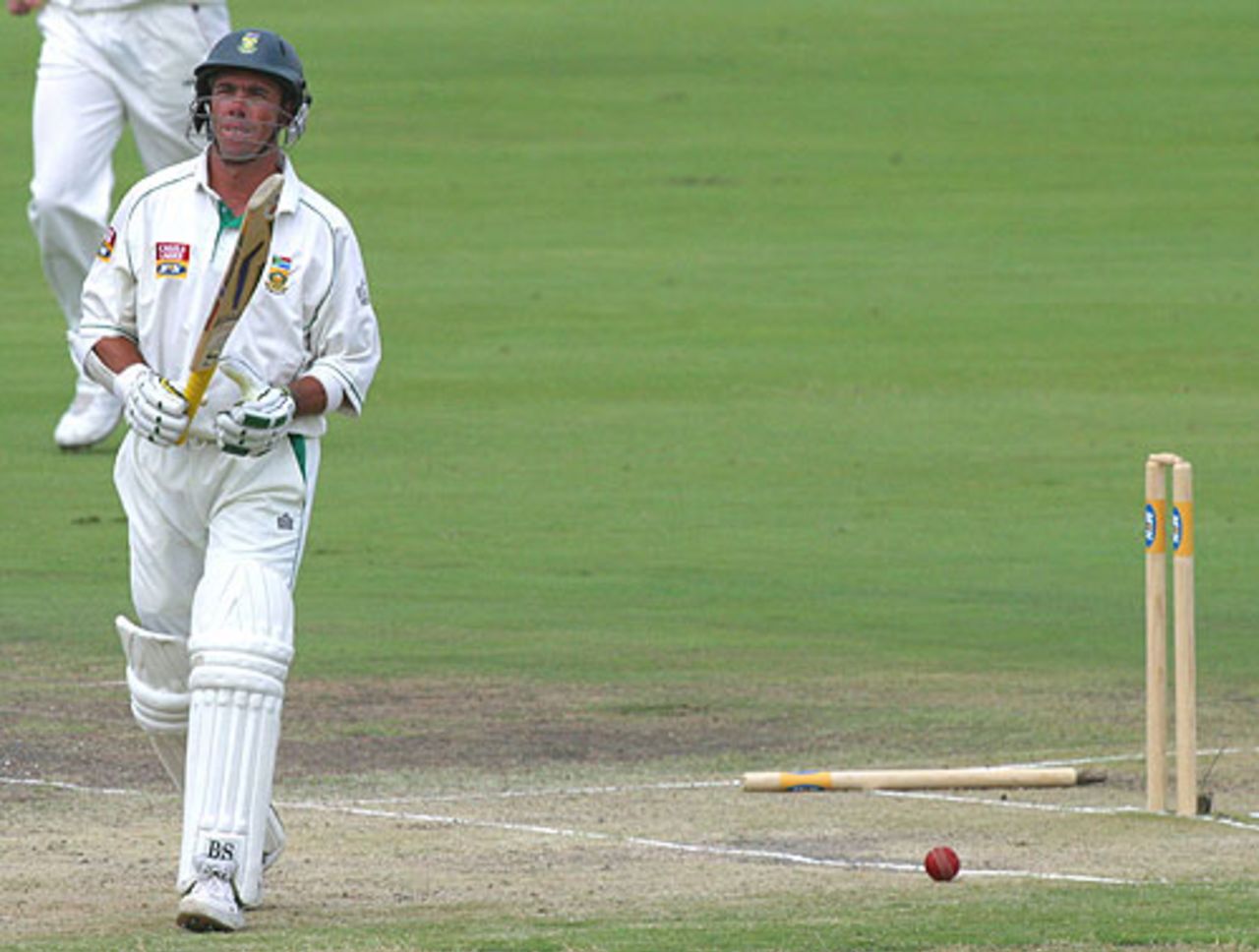 Nicky Boje trudges off, after being bowled by Graeme Cremer for 82, South Africa v Zimbabwe, 2nd Test, Centurion, March 13, 2005