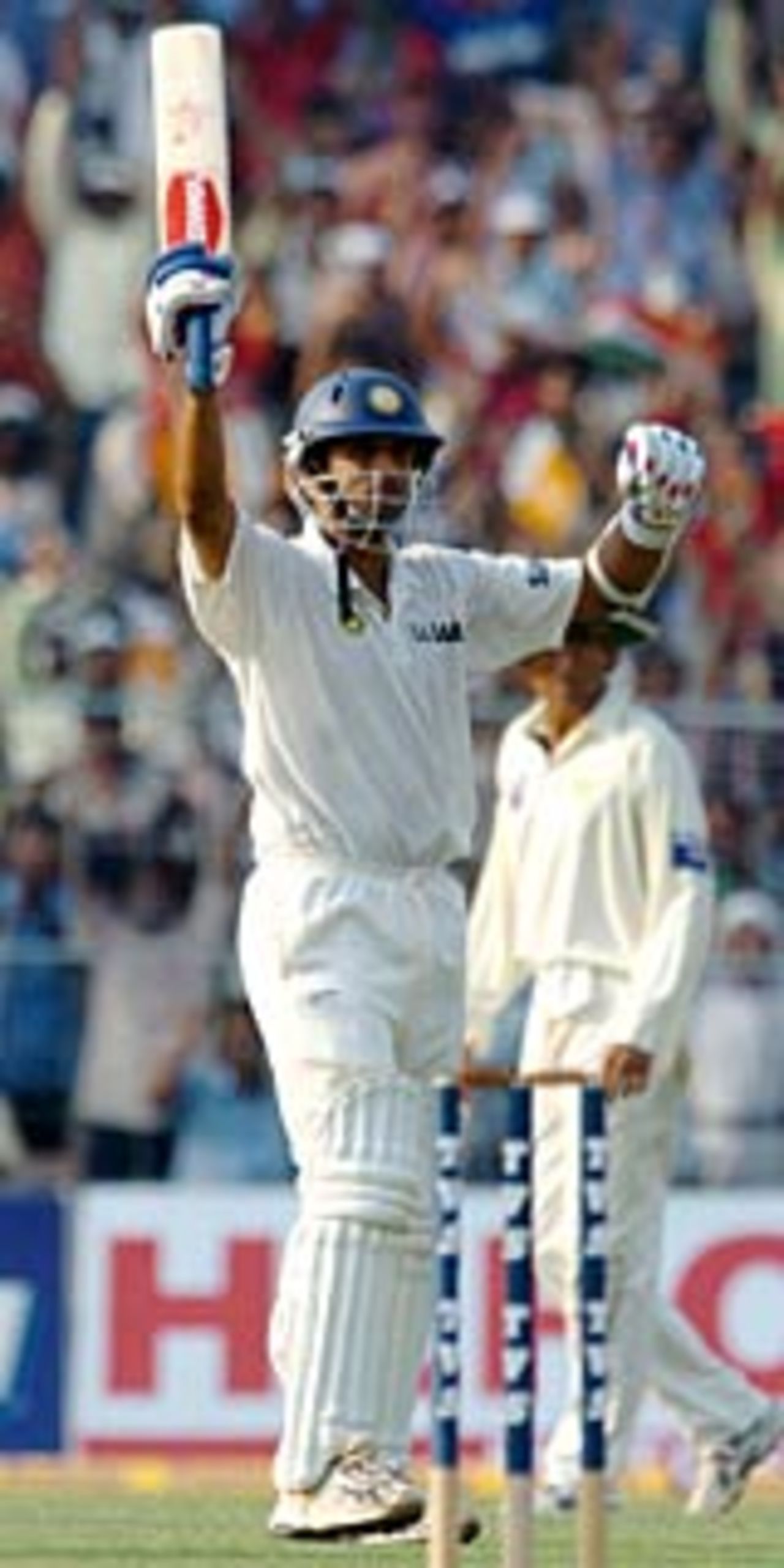 Rahul Dravid completes his 19th Test hundred, India v Pakistan, 2nd Test, Kolkata, March 16, 2005