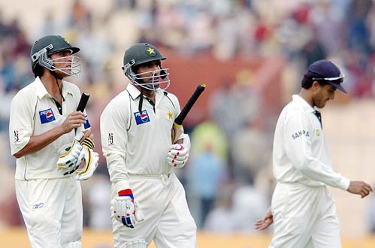 India earned two quick wickets after lunch, but by tea, Yousuf Youhana and Younis Khan had put Pakistan in a comfortable position. As players walked off for tea, Sourav Ganguly cut a picture of desolation, India v Pakistan, 2nd Test, Kolkata, March 17, 2005