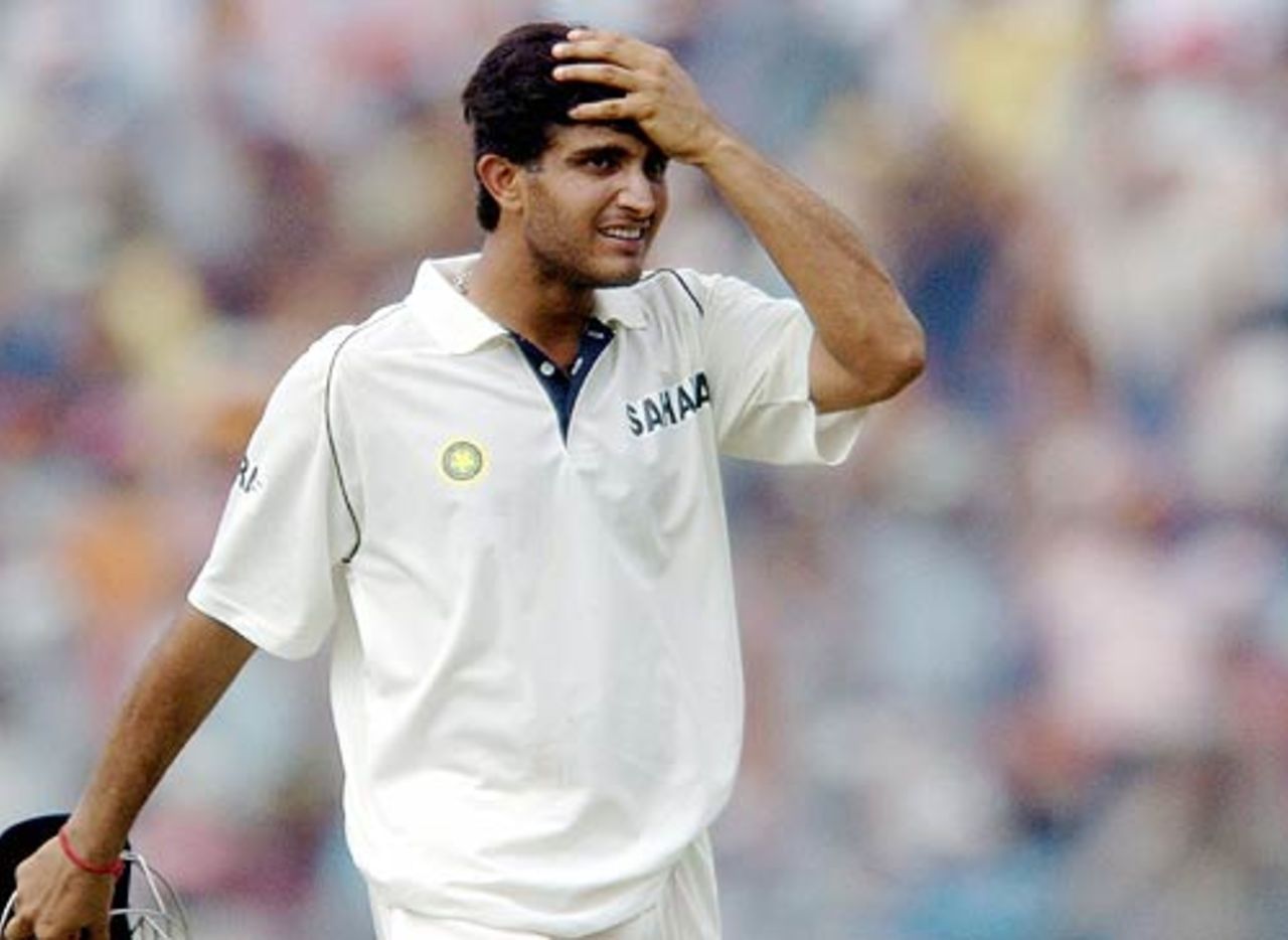 Life as a captain ain't easy, India v Pakistan, 2nd Test, Kolkata, March 18, 2005