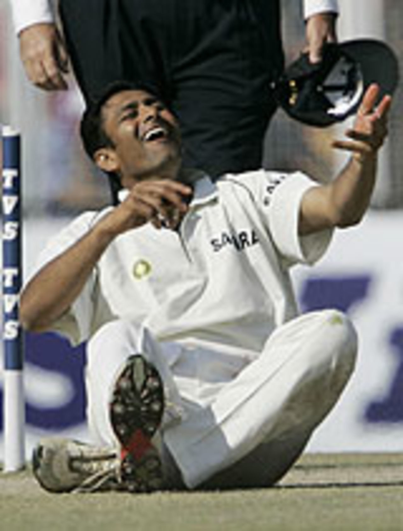 Anil Kumble celebrates a wicket, India v Pakistan, 2nd Test, Kolkata, March 18, 2005