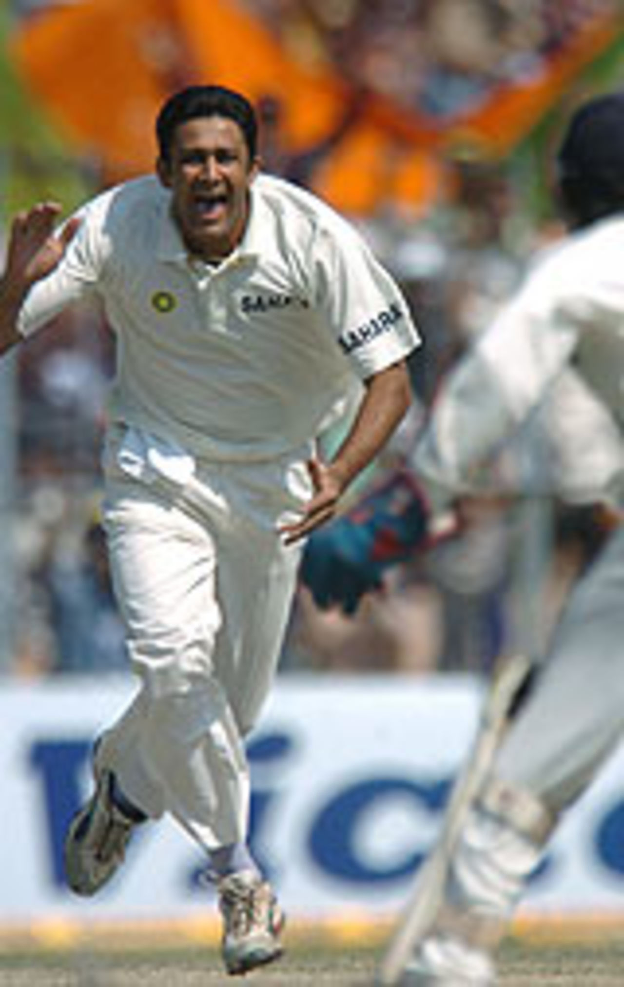 Anil Kumble is ecstatic after picking up a wicket, India v Pakistan, 2nd Test, Kolkata, March 20, 2005