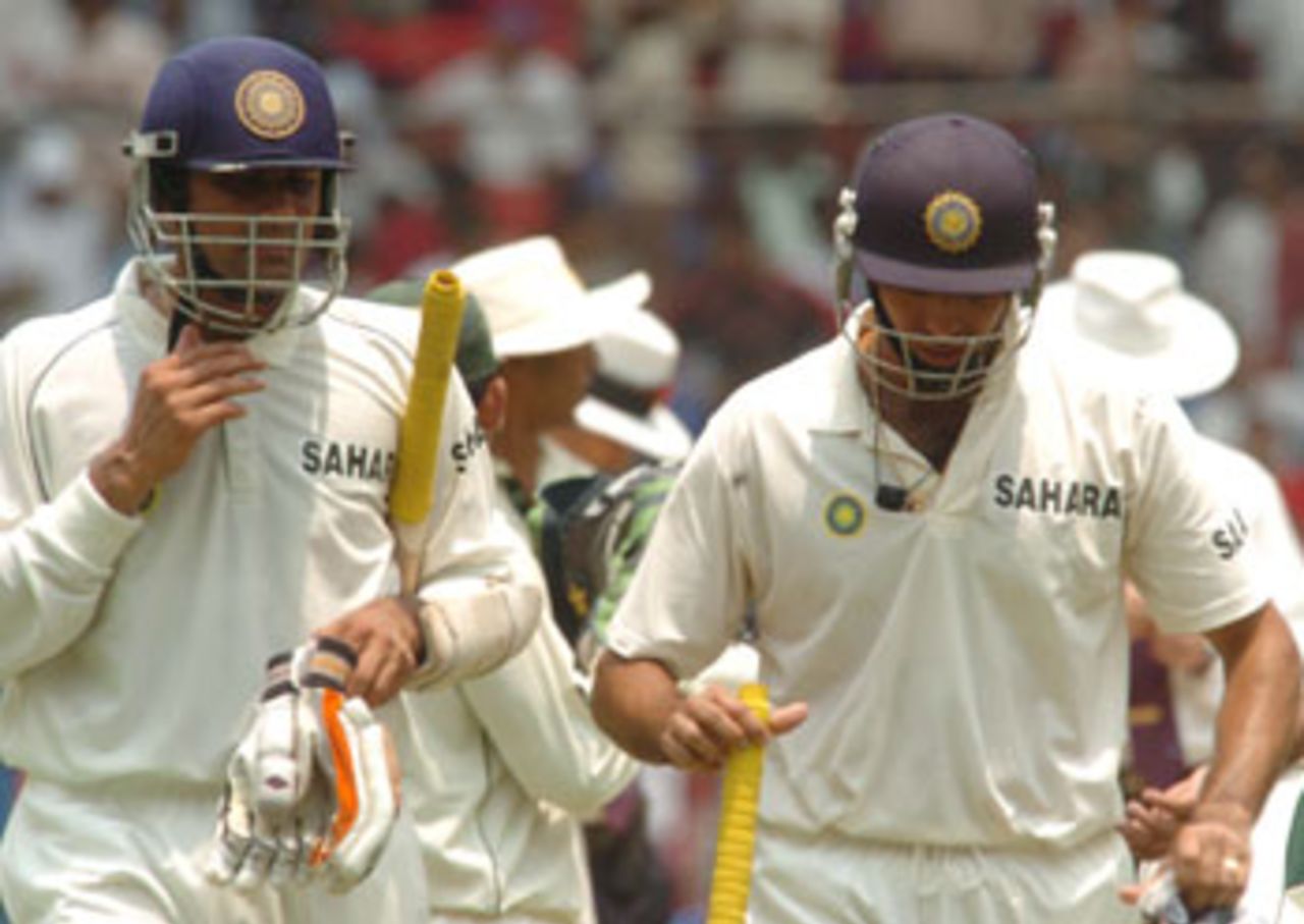 After a middle order collapse, where India lost 6 wickets for 59 runs, it was left to the last wicket pair of VVS Laxman and Anil Kumble to bail the team out of trouble and to restrict the Pakistan lead to as little as possible. The duo added 53 runs and helped India reduce Pakistan's lead to 121 runs., 3rd Test: India v Pakistan at Bangalore, 24-28 March 2005