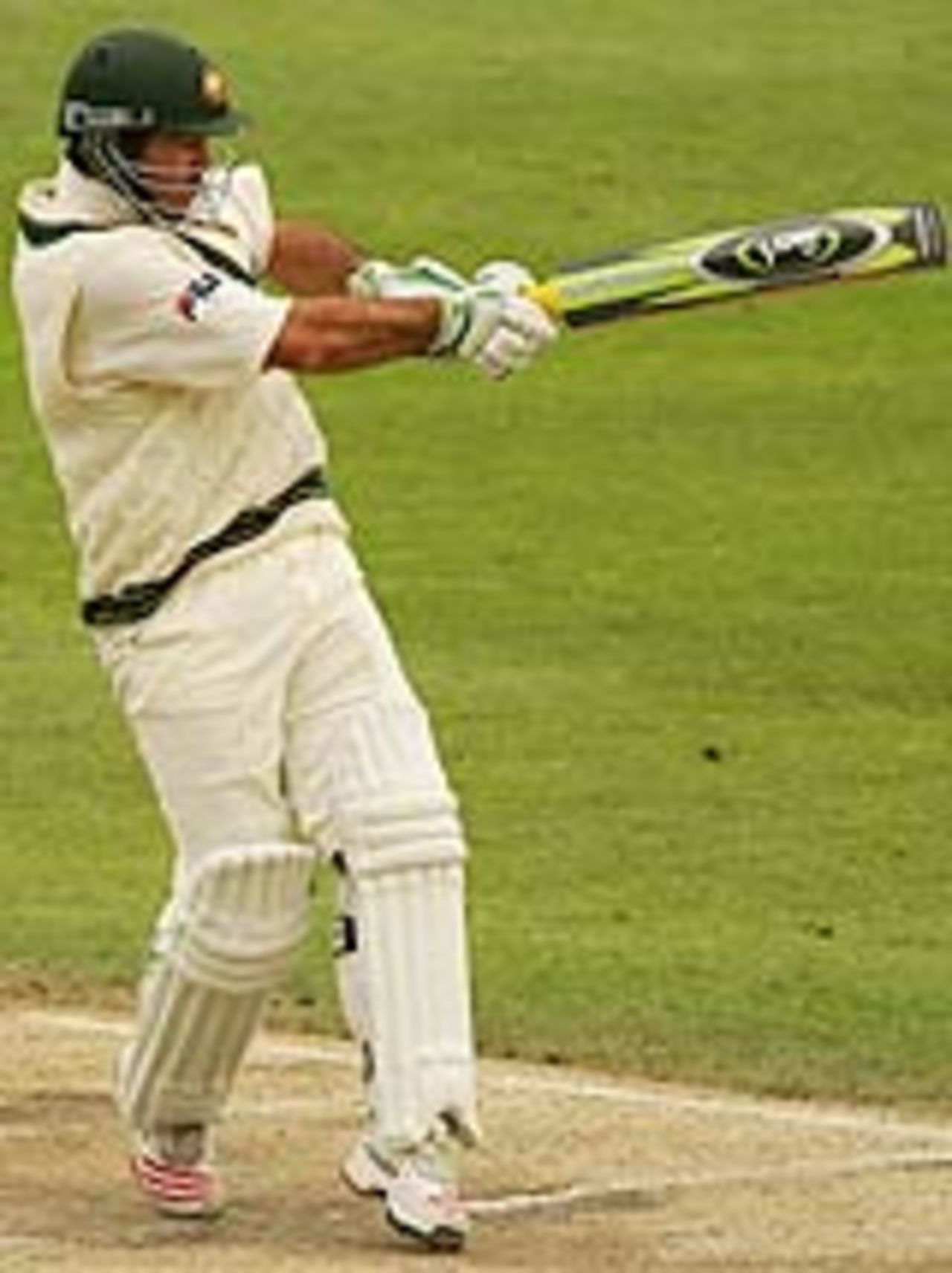Ricky Ponting slammed a quickfire 82, New Zealand v Australia, 3rd Test, Auckland, 4th day, March 29, 2005