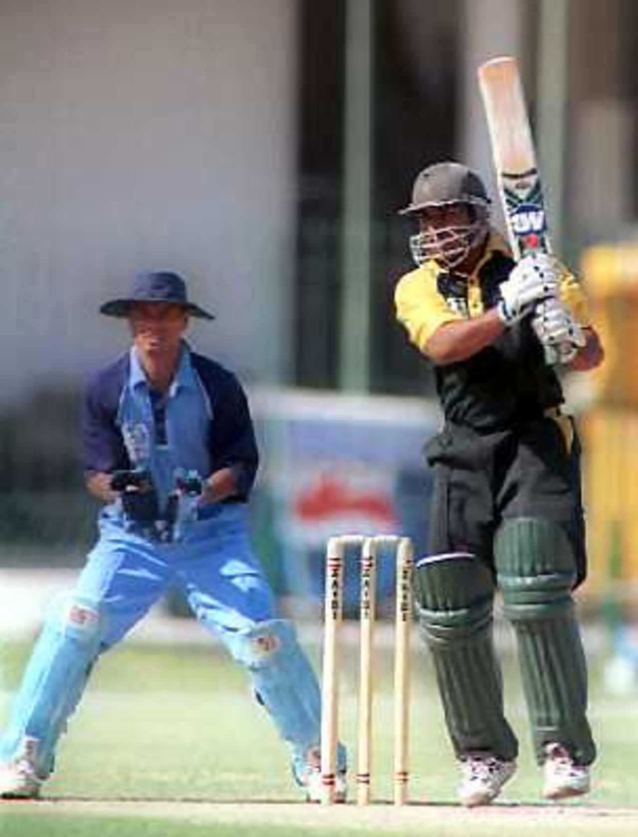 Saleem Elahi earned man of the match award in the 2nd semi final of NBP Cup, Gaddafi Stadium Lahore, 10 April 2000.
