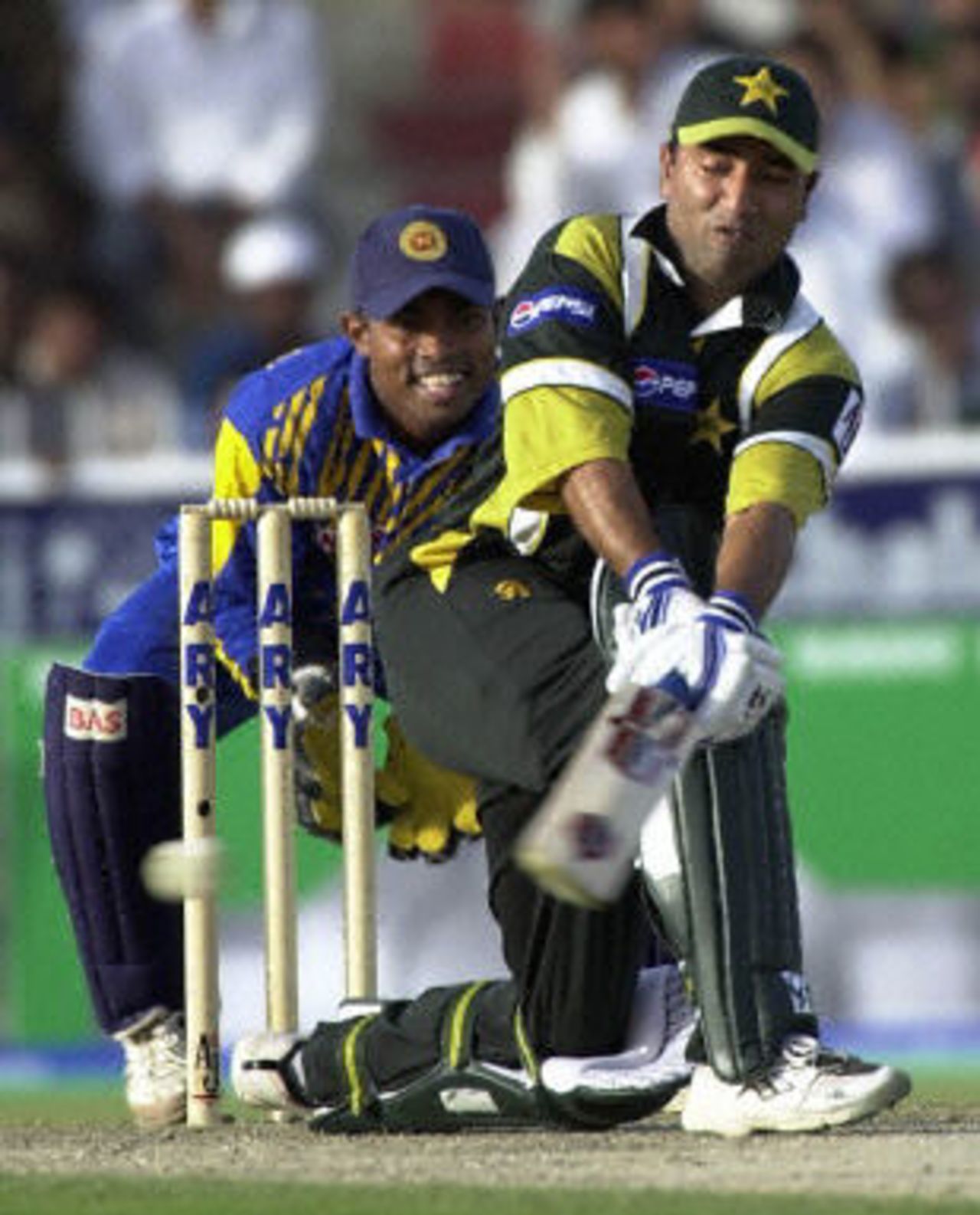 Saeed Anwar sweeps to leg for a boundary during 90 runs innings, ODI 1 at Sharjah, Pakistan v Sri Lanka, 9 April 2001