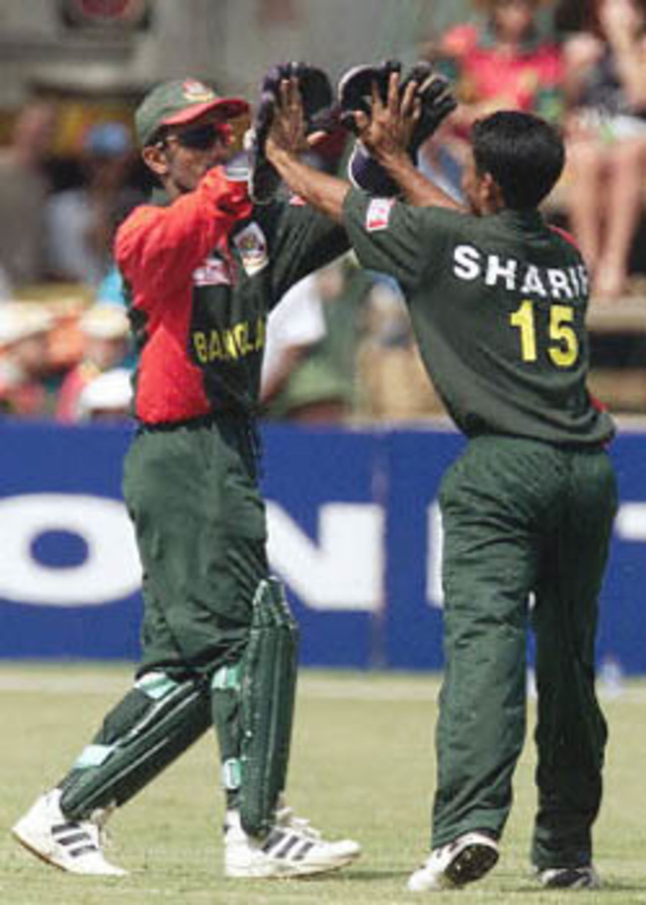 Zimbabwe v Bangladesh, 2nd ODI, Harare Sports Club, 8 April 2001