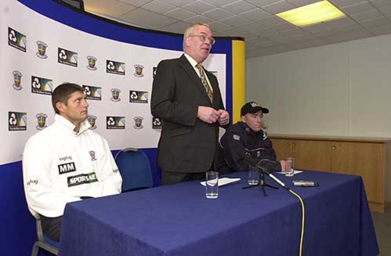 Conference called in April 2001 to promote the NatWest ODI series with Craig White(r) and Martyn Moxon (l)