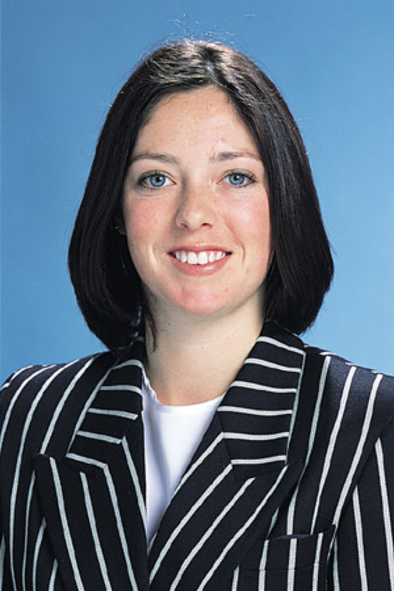 Portrait of Erin McDonald - New Zealand women's player in the 2001/02 season.