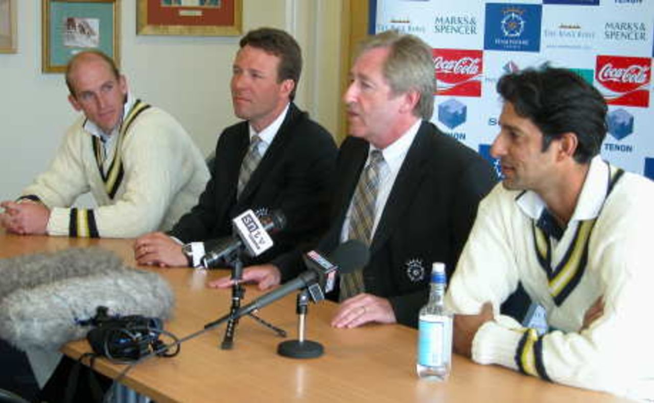 Hampshire Chairman Rod Bransgroves announces that Powells Group will sponsor the cricket club for the 2003 season.  He is flanked by Nick Pike, Managing Director, John Crawley captain and Wasim Akram Hampshire's new overseas player.