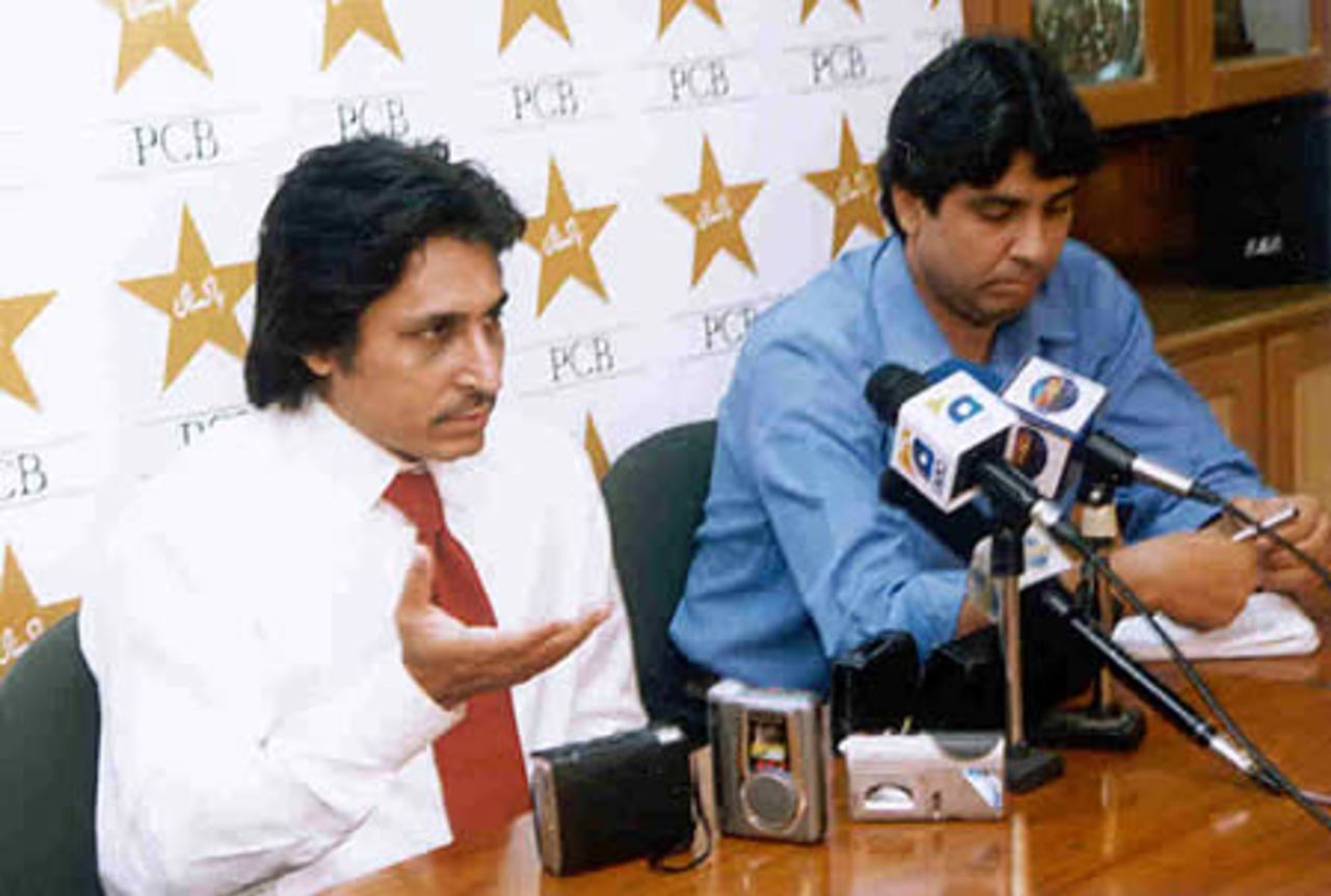 PCB chief executive Rameez Raja addressing a press conference,  Gaddafi Stadium, Thursday April 24, 2003
