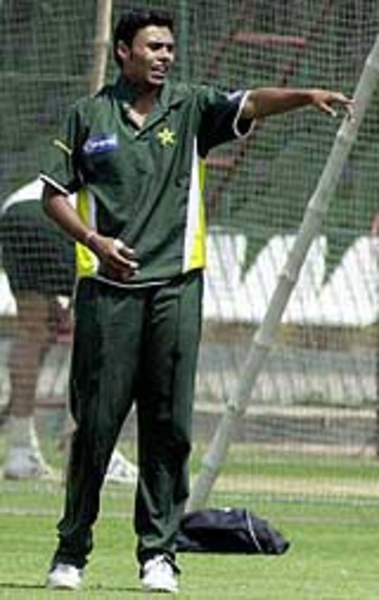 Danish Kaneria in the nets a day before the match, Pakistan v India, 2nd Test, Lahore, April 4, 2004