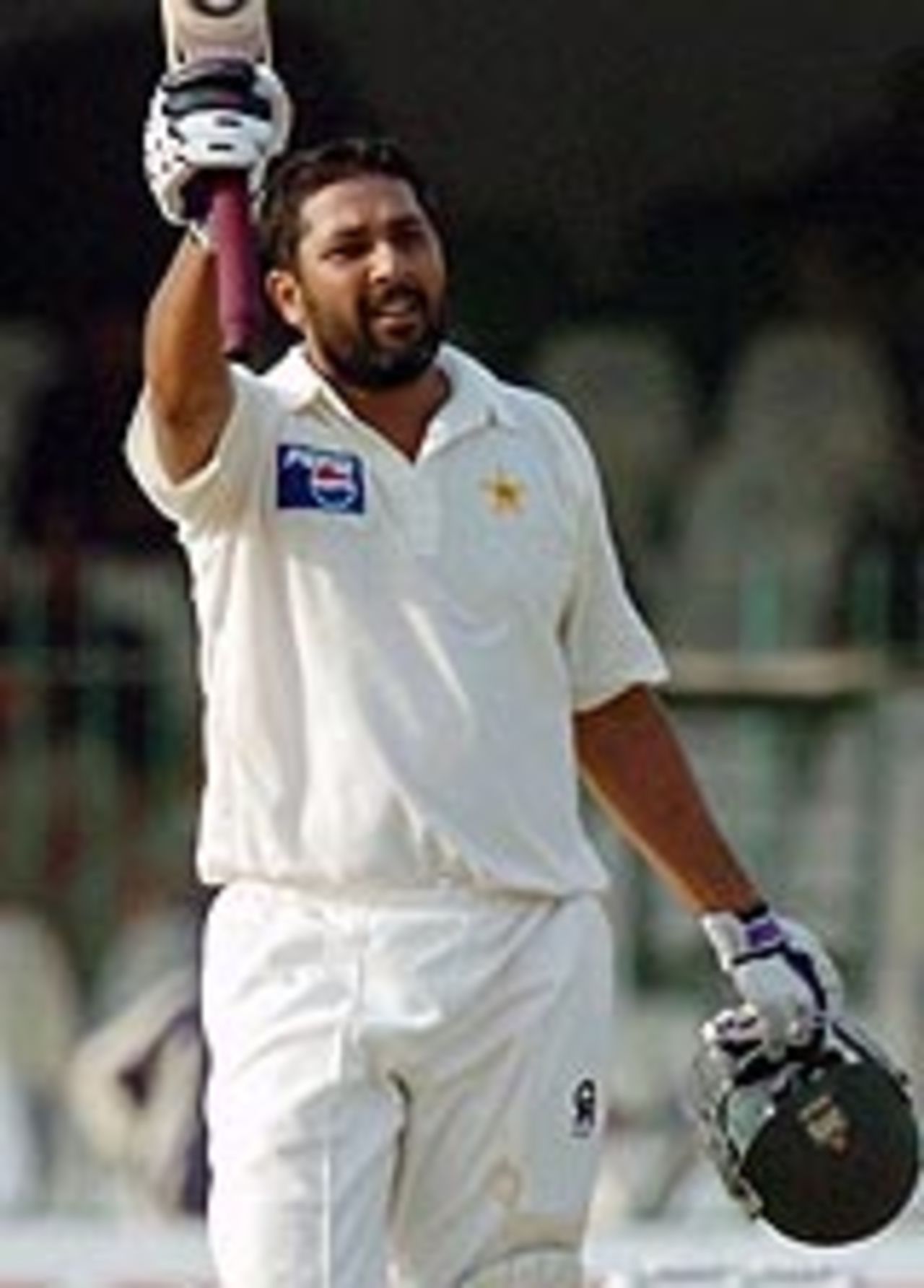 Inzamam-ul-Haq celebrates his first century against India, Pakistan v India, 2nd Test, Lahore, 2nd day, April 6, 2004