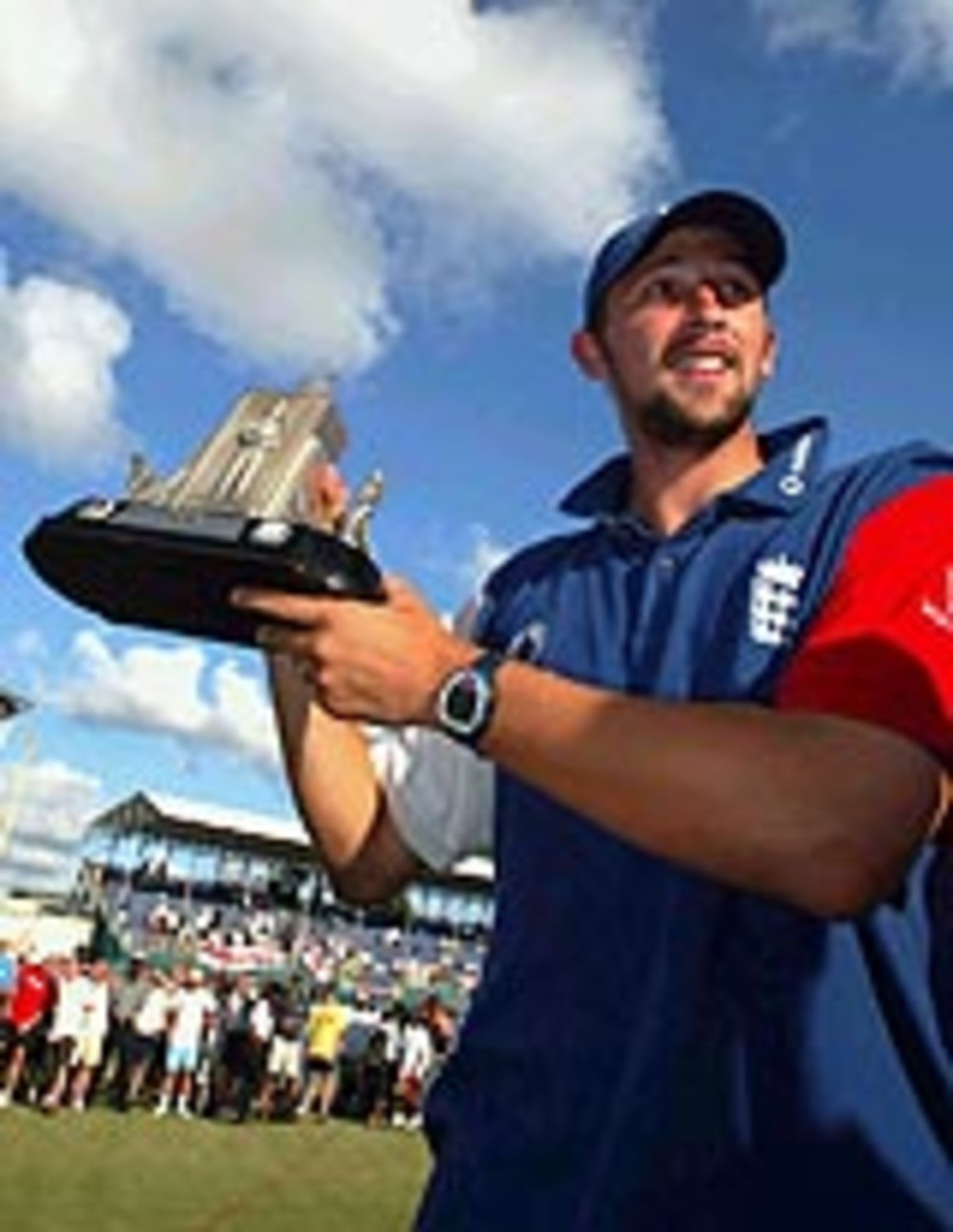 Steve Harmison poses with Wisden Trophy, West Indies v England, 4th Test, Antigua, April 14, 2004