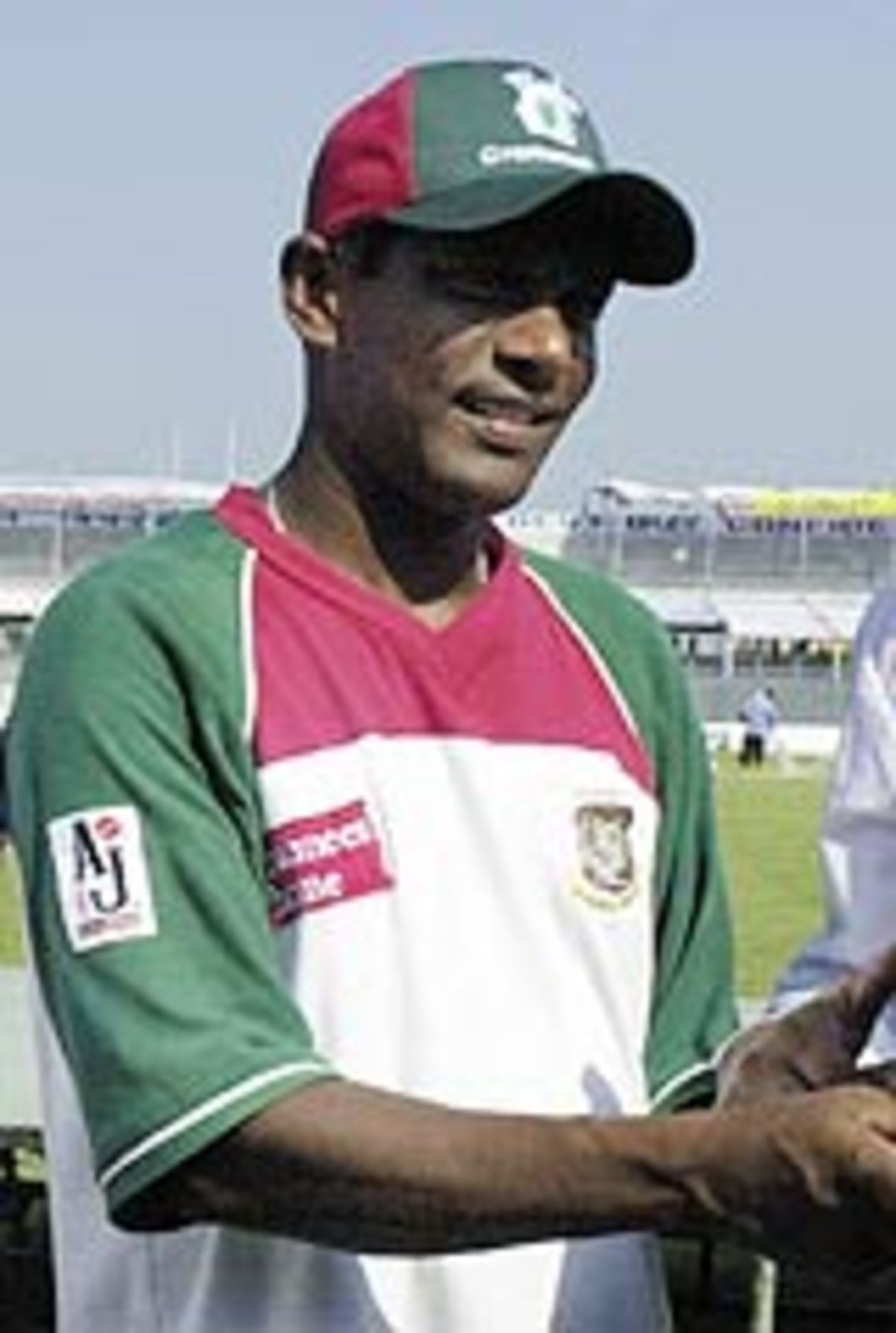 Mohammad Rafique receives an award, Chittagong, November 1, 2003