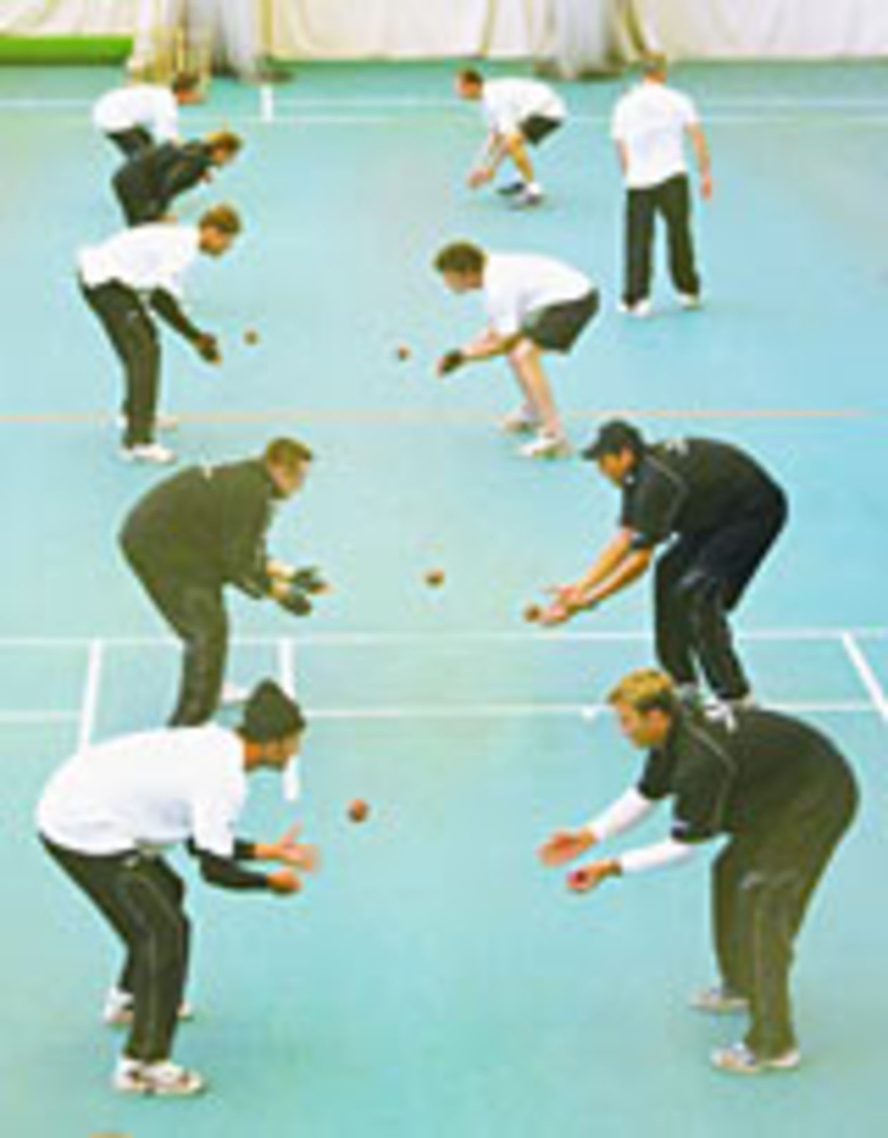 New Zealand players practice at Lords, April 30, 2004