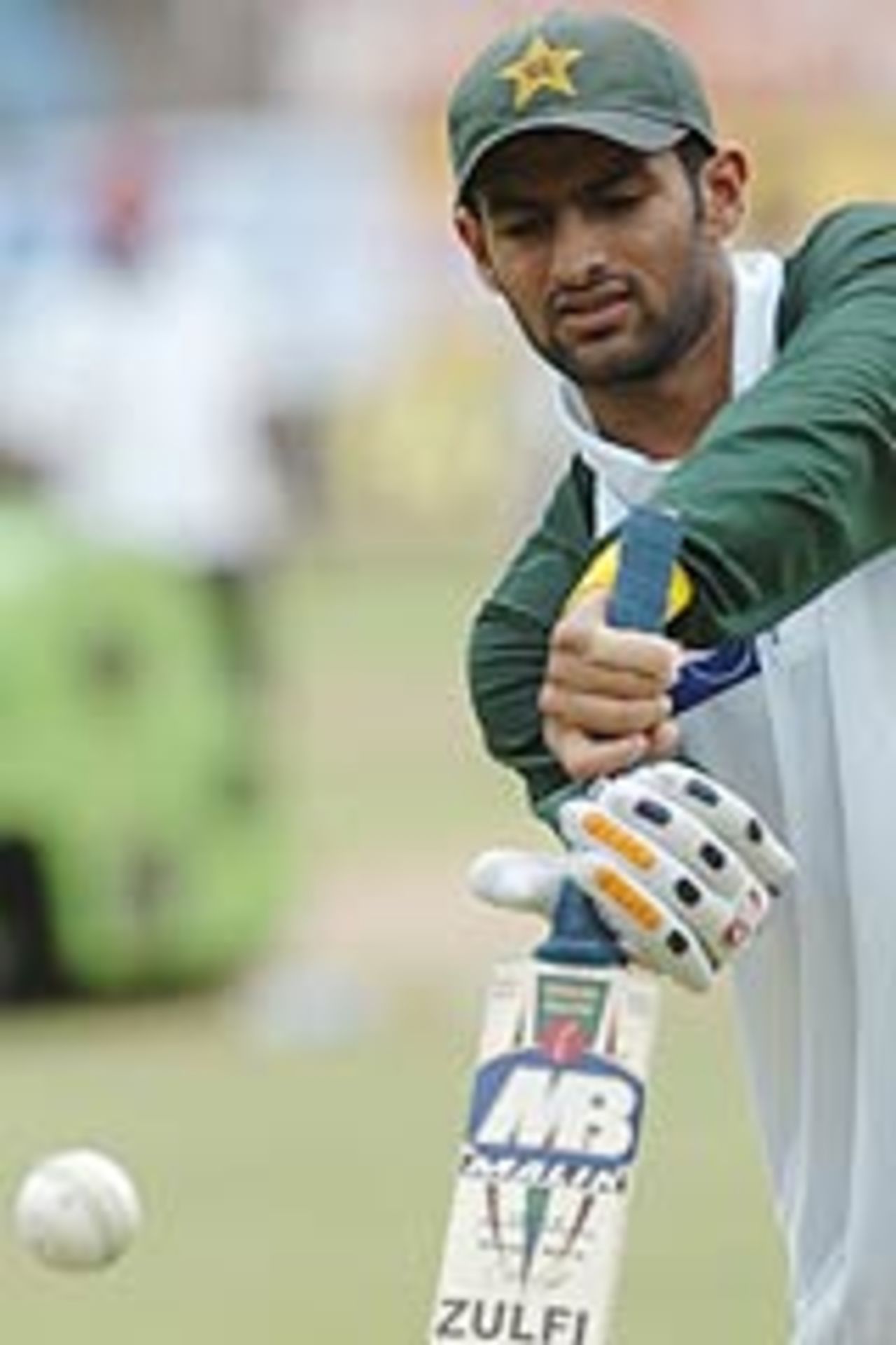 Shoaib Malik in the nets ahead of the first one-day international in Kochi, April 1, 2005