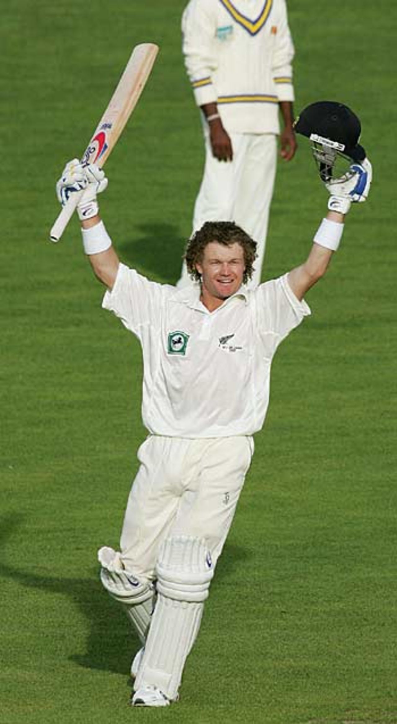 Hamish Marshall reaches his hundred, Sri Lanka v New Zealand, 1st day, 1st Test, Napier, April 4, 2005