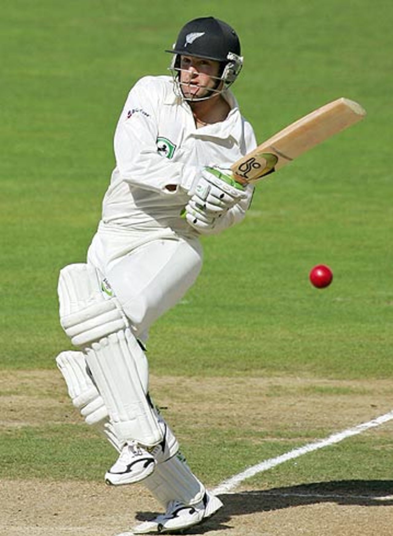 Nathan Astle pulls, New Zealand v Sri Lanka, 2nd Test, Napier, April 5, 2005