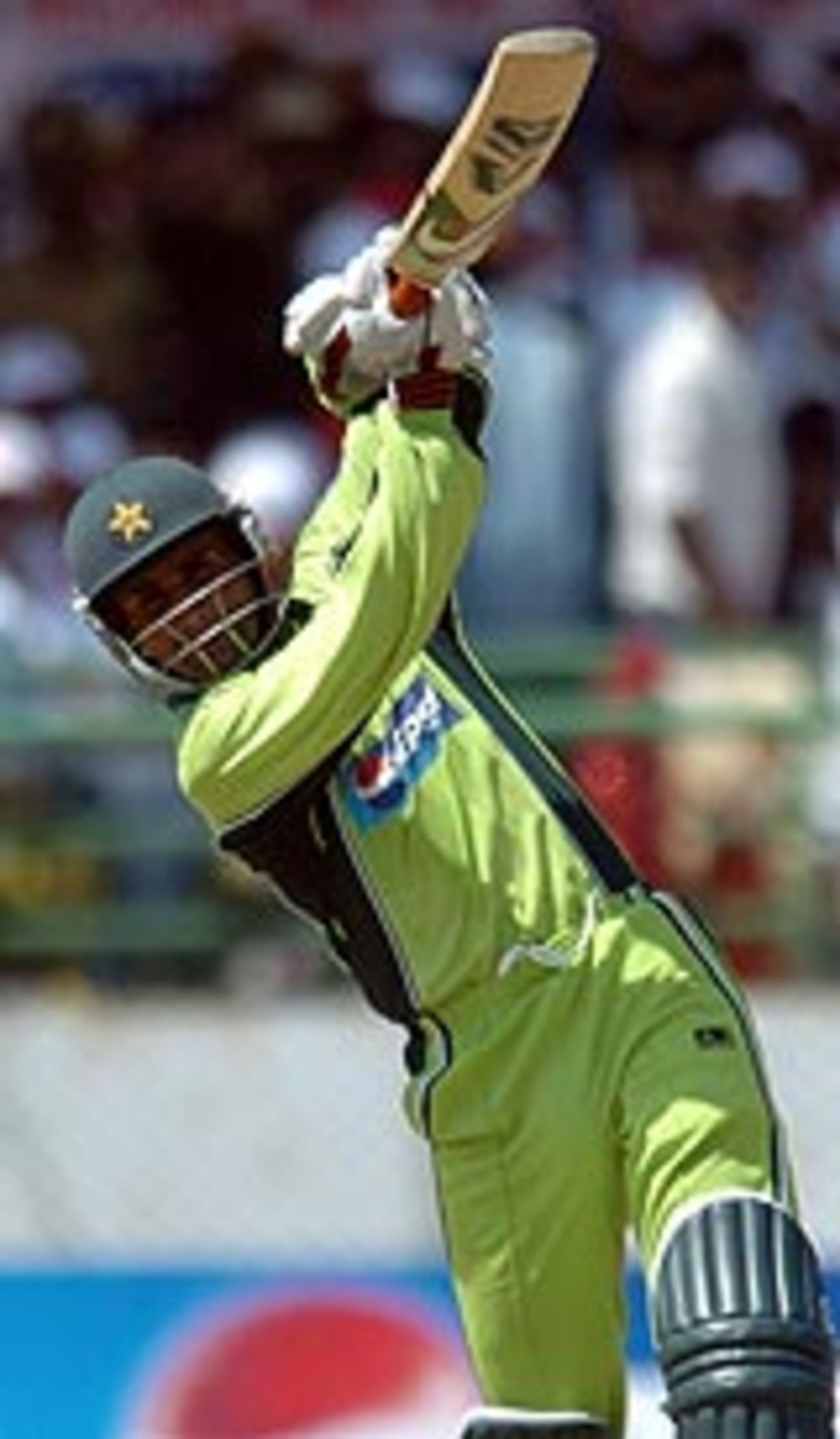Abdul Razzaq hits out during his innings of 88, India v Pakistan, 2nd ODI, Visakhapatnam, April 5, 2005