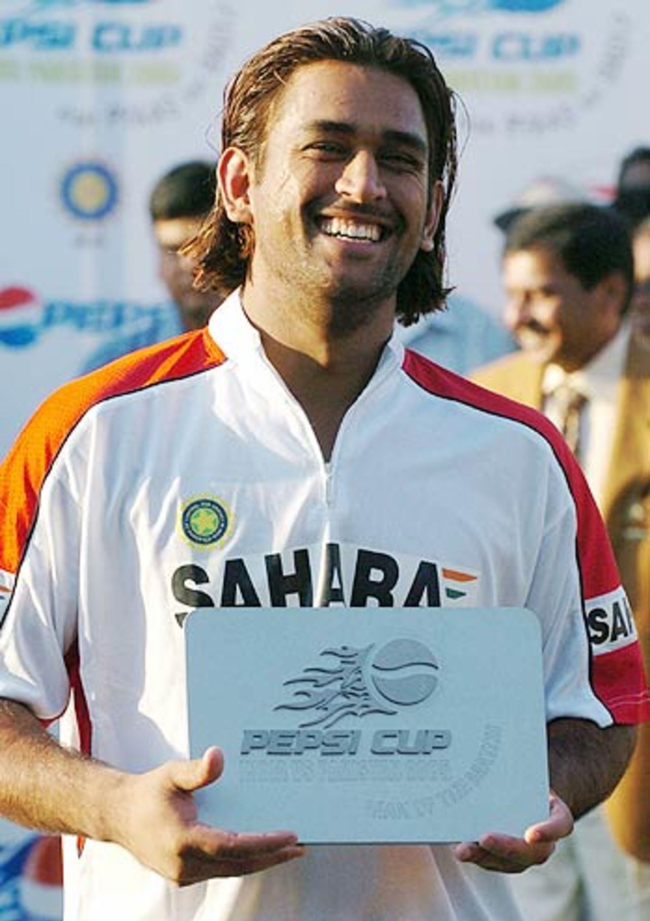 Mahendra Singh Dhoni deserved the Man-of-the-Match award, India v Pakistan, 2nd ODI, Visakhapatnam, April 5, 2005
