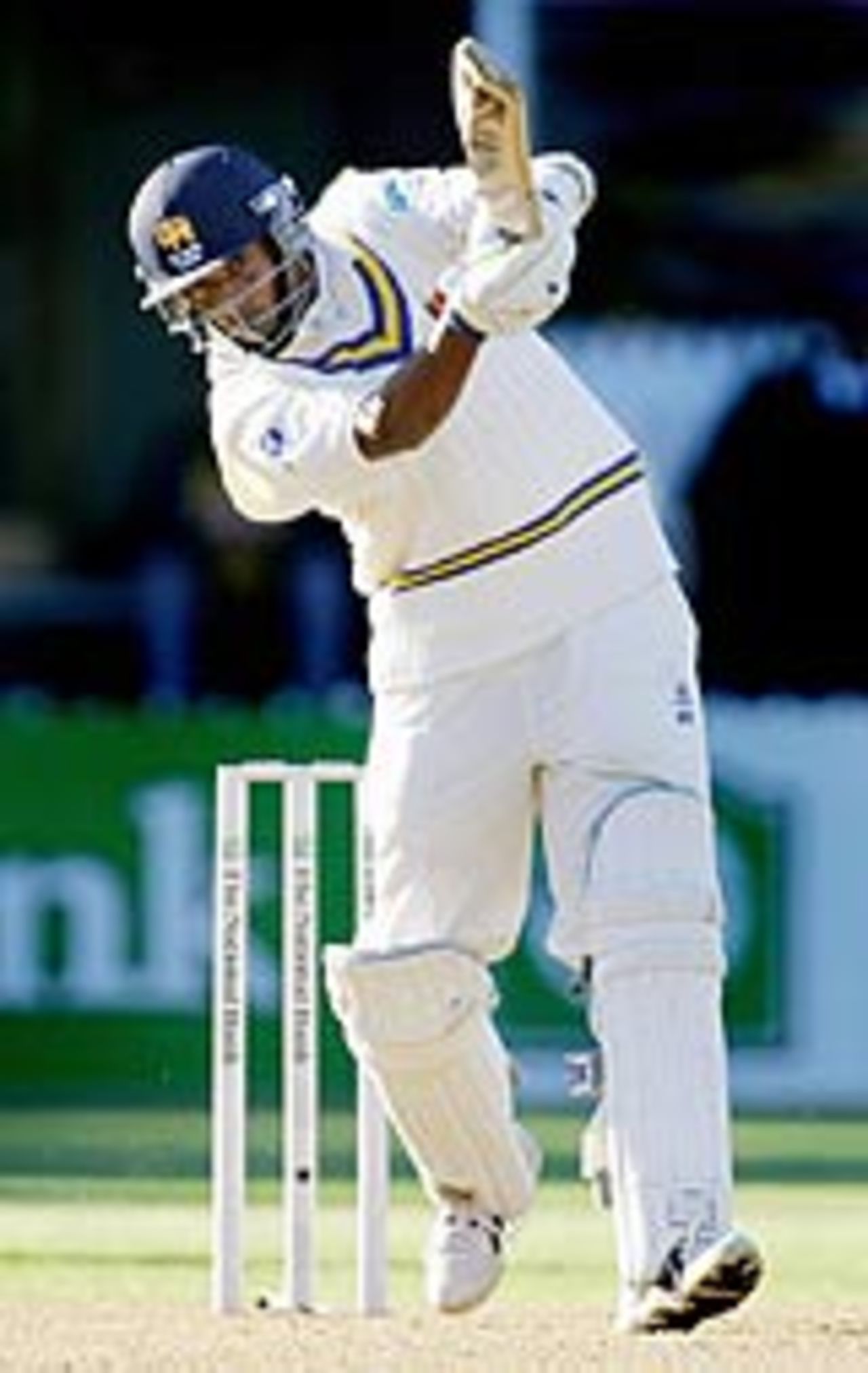 Thilan Samaraweera drives, New Zealand v Sri Lanka, 2nd Test, Wellington, 1st day, April 11, 2005