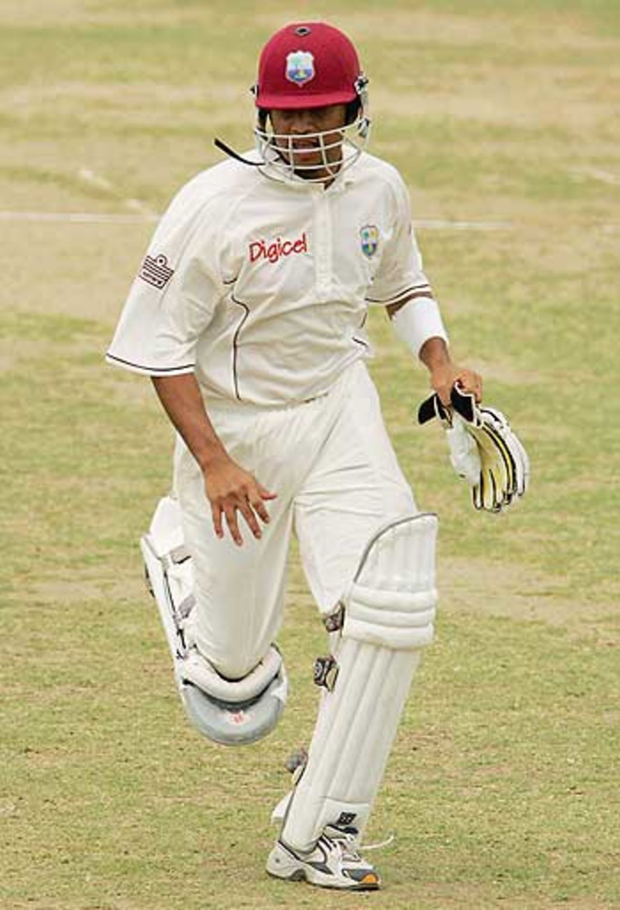 Ramnaresh Sarwan in action during the second Test at Trinidad, West Indies v South Africa, April 8, 2005