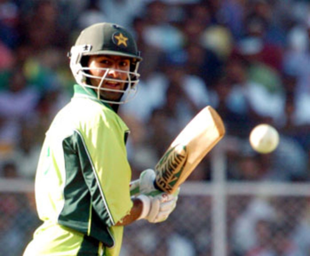 When it was Pakistan's time to chase a mammoth Indian total of 315, they needed some quick runs at the top and some sensible partnerships in the middle overs. Shahid Afridi gave them that blazing start - in typical Afridi style - cross batting good length deliveries over square leg, or swishing outside off for the ball to sail over the head of the slips. But it was Shoaib Malik, who forged an important partnership with Abdul Razzaq and later with Inzamam-ul-Haq, who saw that Pakistan were in the hunt., India v Pakistan, 4th ODI, Ahmedabad, April 12, 2005