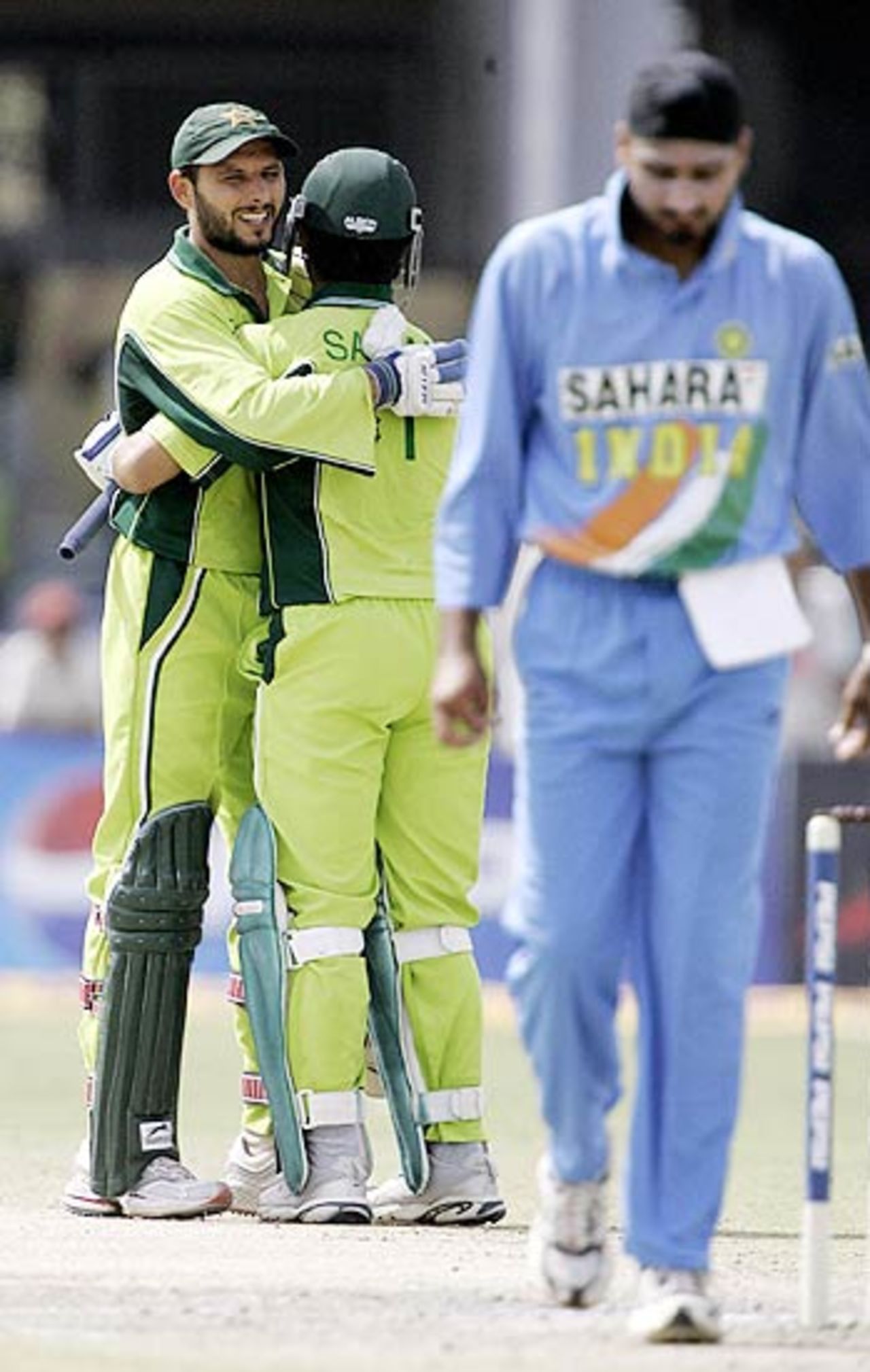 The Indian bowlers found it impossible to stop Awesome Afridi, India v Pakistan, 5th ODI, Kanpur, April 15, 2005