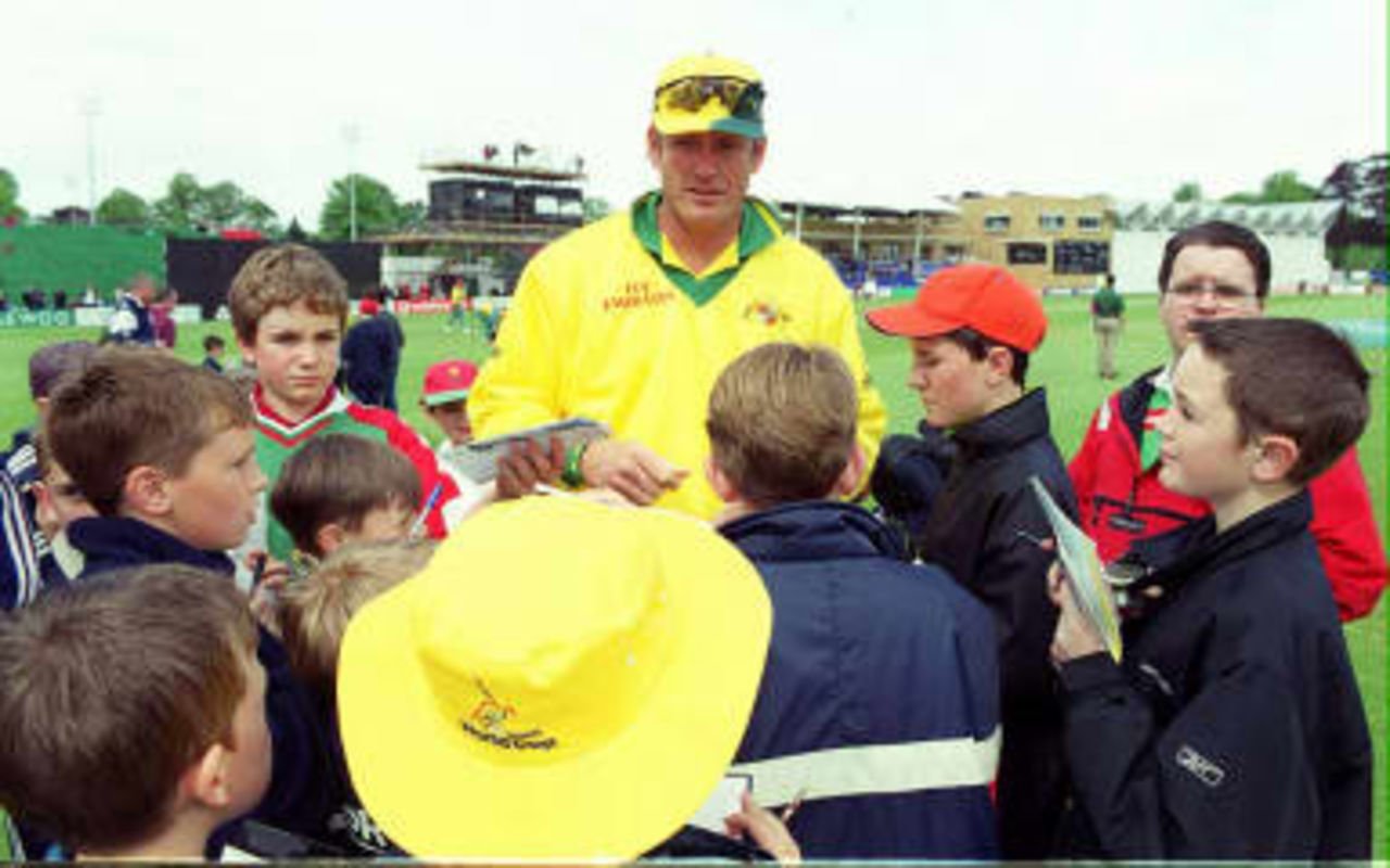 Tom Moody proves a hit with the autograph hunters World Cup warm-up game, Australia v Glamorgan in Cardiff, 08 May 1999.