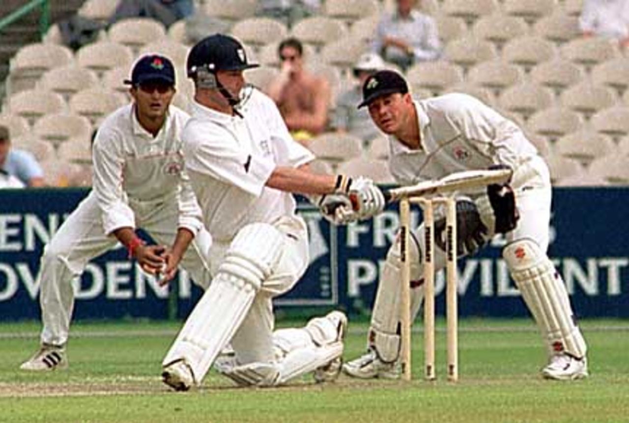 Ryan Robinson sweeps, Old Trafford, 9 May 2000