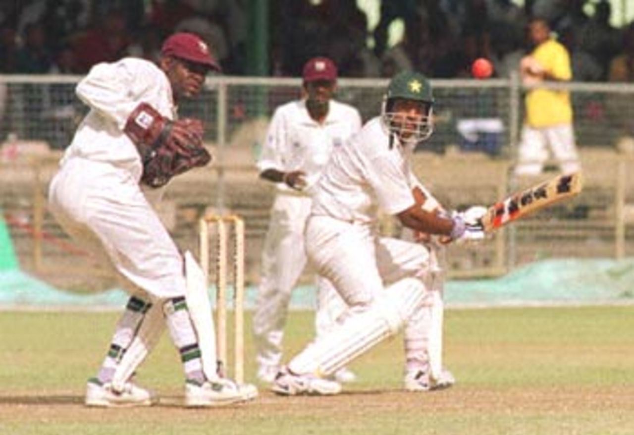 Pakistani batsman Yousif Youhana cuts West Indies Captain Jimmy Adams Indies on the first day of the Second Cable & Wireless test at Kensington Oval in Bridgetown, Barbados, 18 May, 2000. Pakistan in West Indies, Kensington Oval, Bridgetown Barbados, 18-22 May 2000