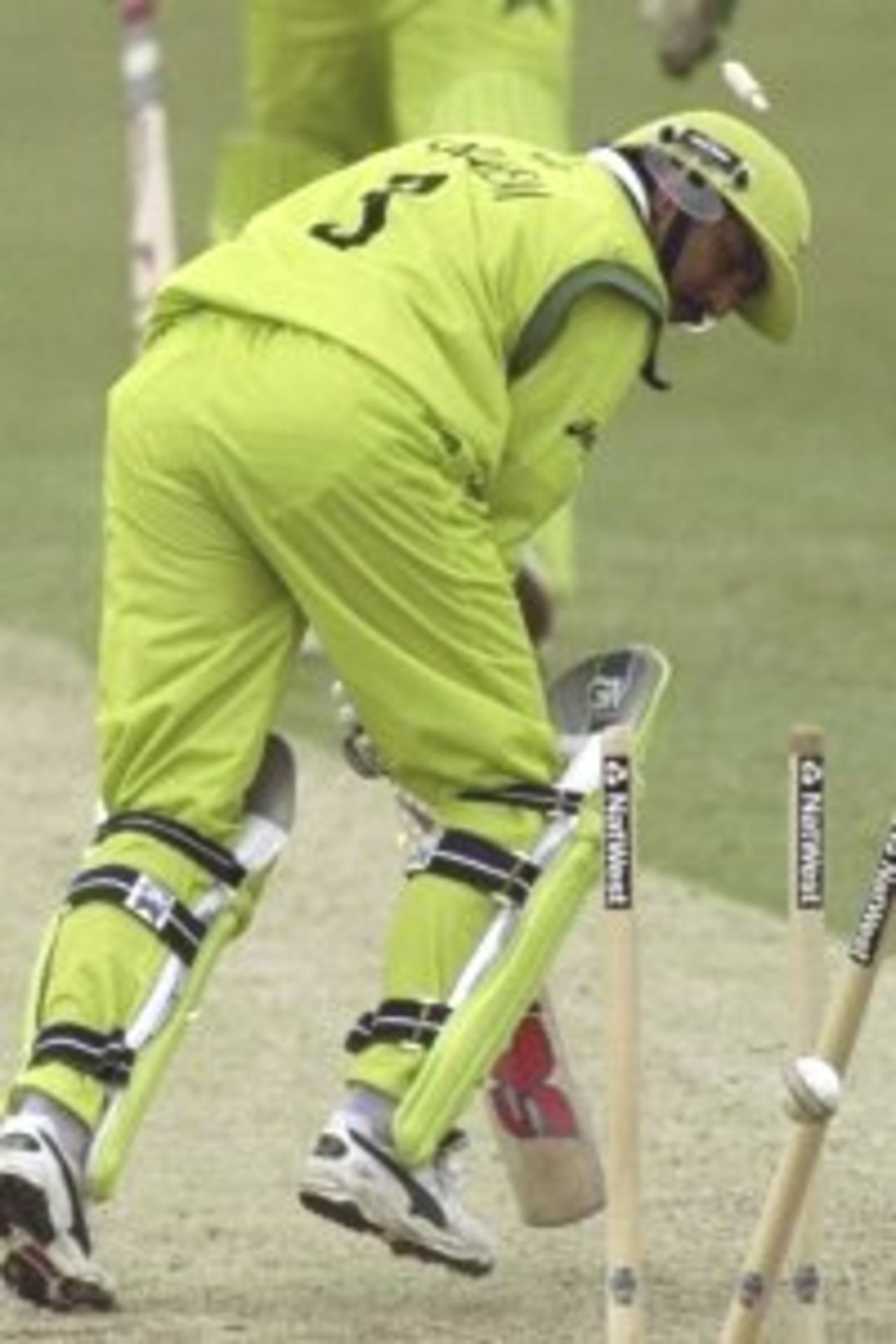 28 May 1999: Salim Malik of Pakistan is bowled in the World Cup Group B game against New Zealand at Derby in England. Pakistan won by 62 runs. Mandatory Credit: Shaun Botterill /Allsport