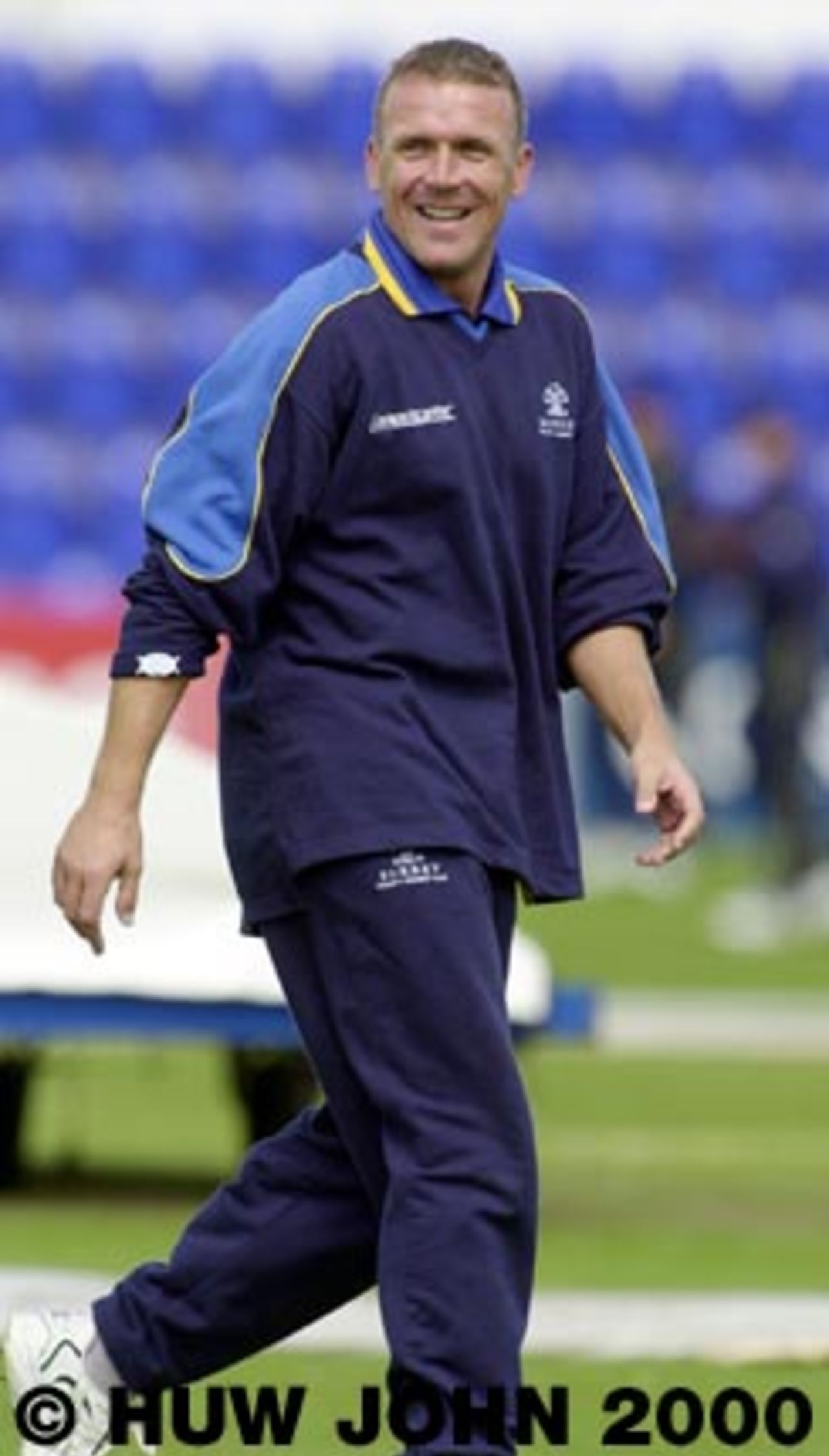 Alec Stewart in training, Glamorgan v Surrey at Cardiff, 27th,28th May 2000
