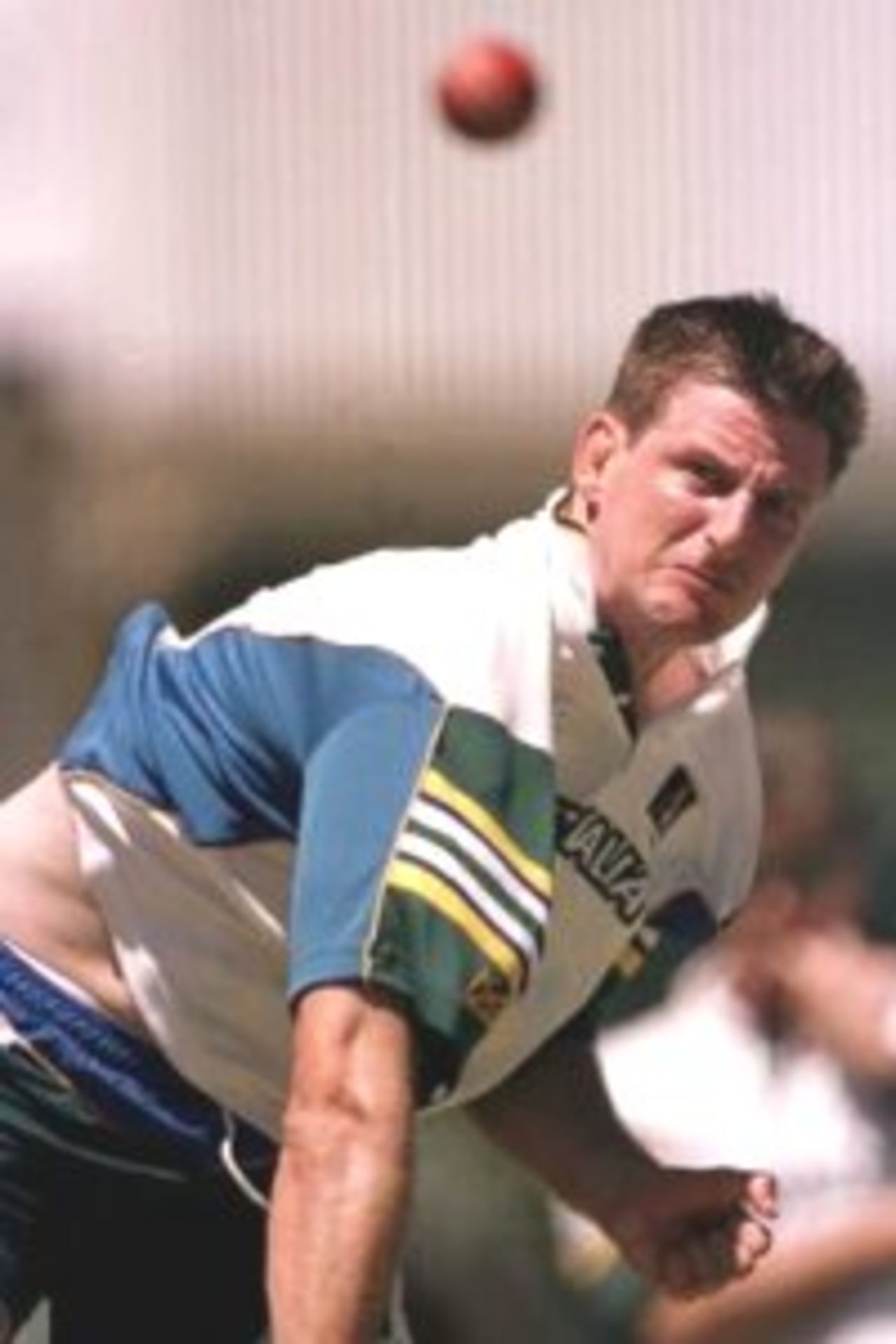 25 Nov 1999: New Australian recruit Michael Kasprowicz prepares for tomorrows third test match between Australia and Pakistan at the WACA ground in Perth, Western Australia, Australia.
