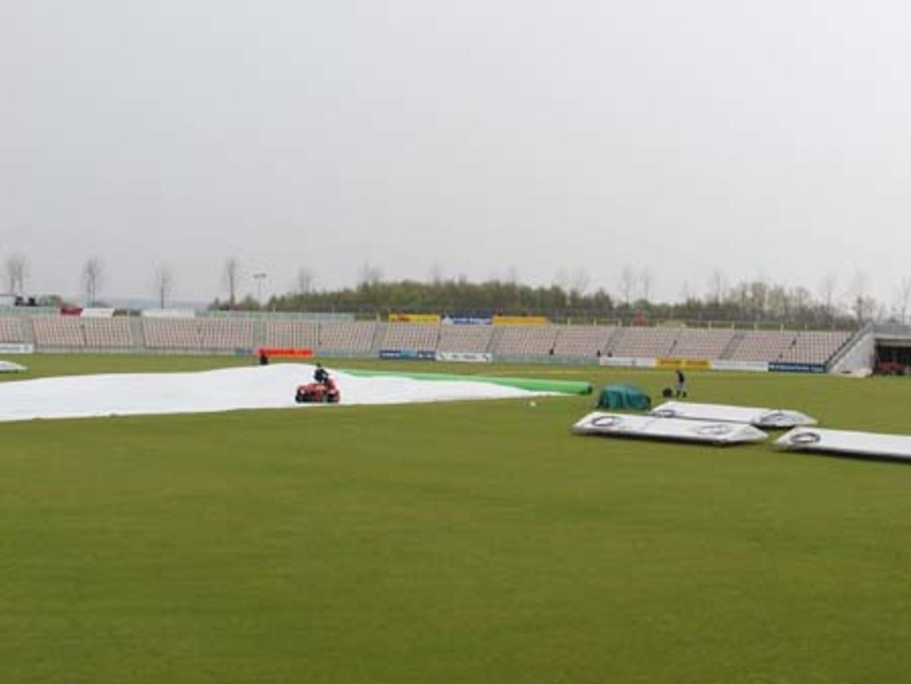It's too wet to play at the Rose Bowl