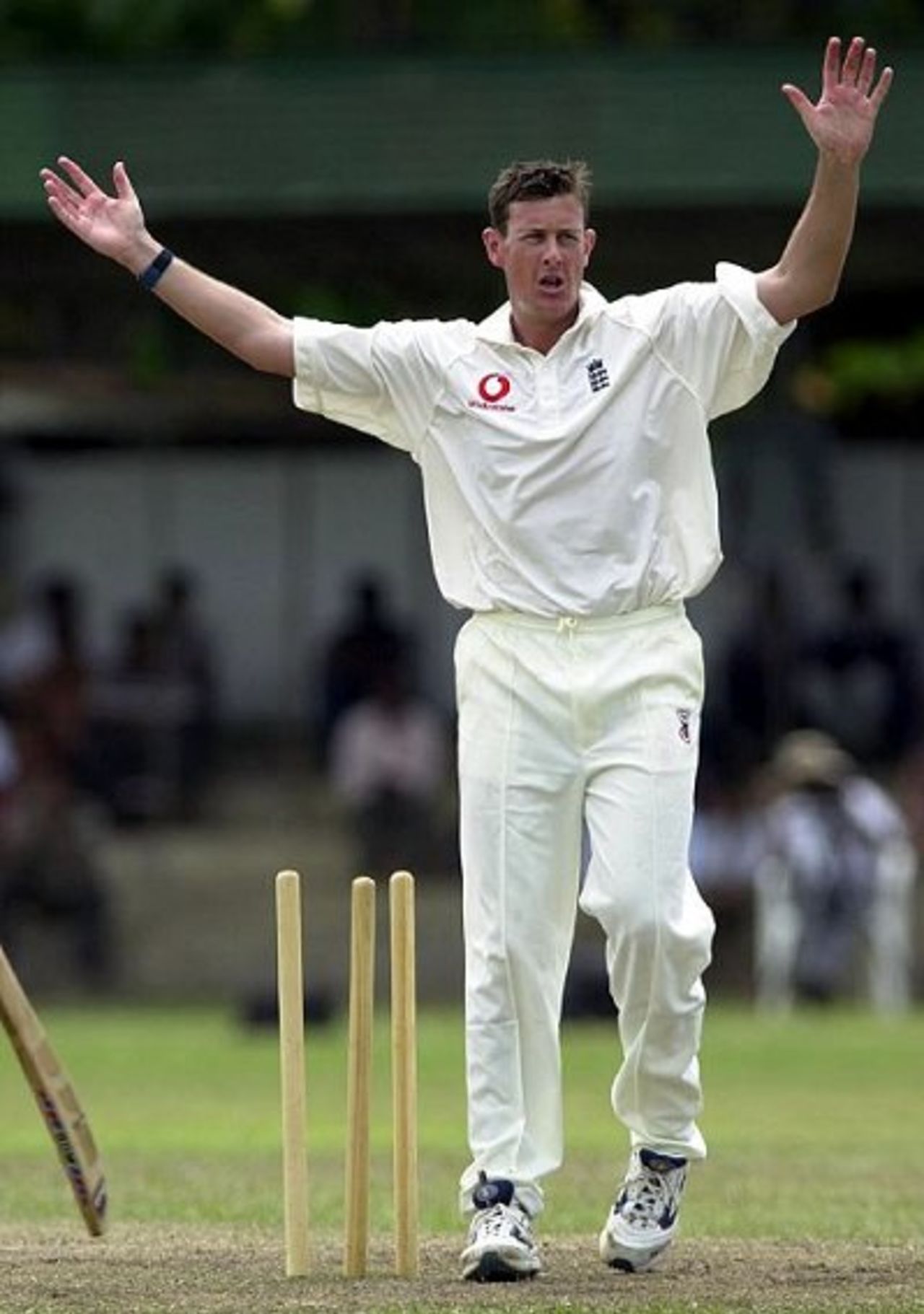 18 Feb 2001: England bowler Ashley Giles appeals for a run out, during the match against a Board President's XI at the Matara Sports Club, Matara, Sri Lanka.
