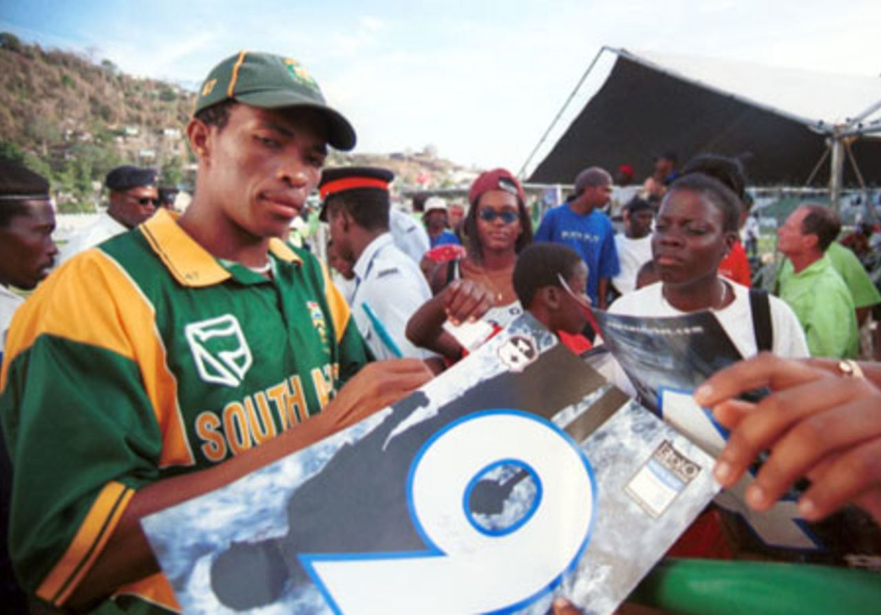 Makhaya Ntini autographing, 4th ODI at Queen's Park (New) St George's, Grenada , 6th May 2001