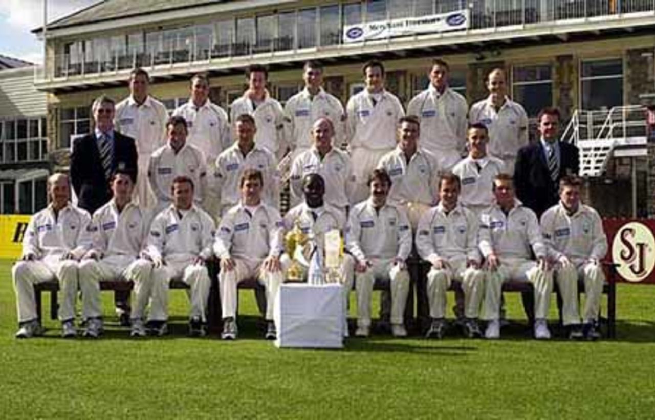 Pictured at the April 2001 Photocall
