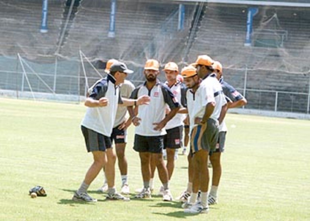 14 May 2001: India in Zimbabwe, Conditioning Camp at Chinnaswamy Stadium, Bangalore.
