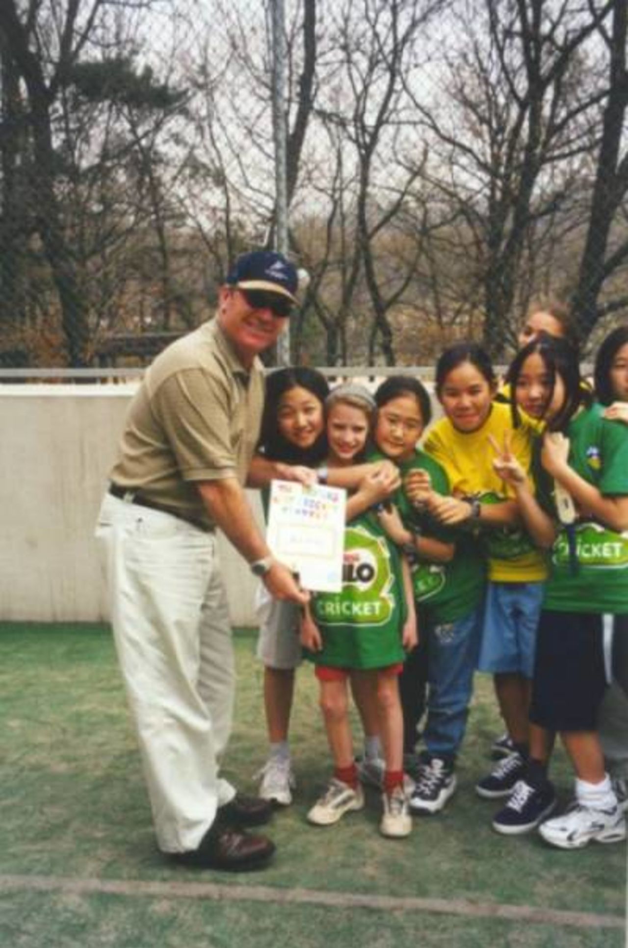 Border with Korean kids