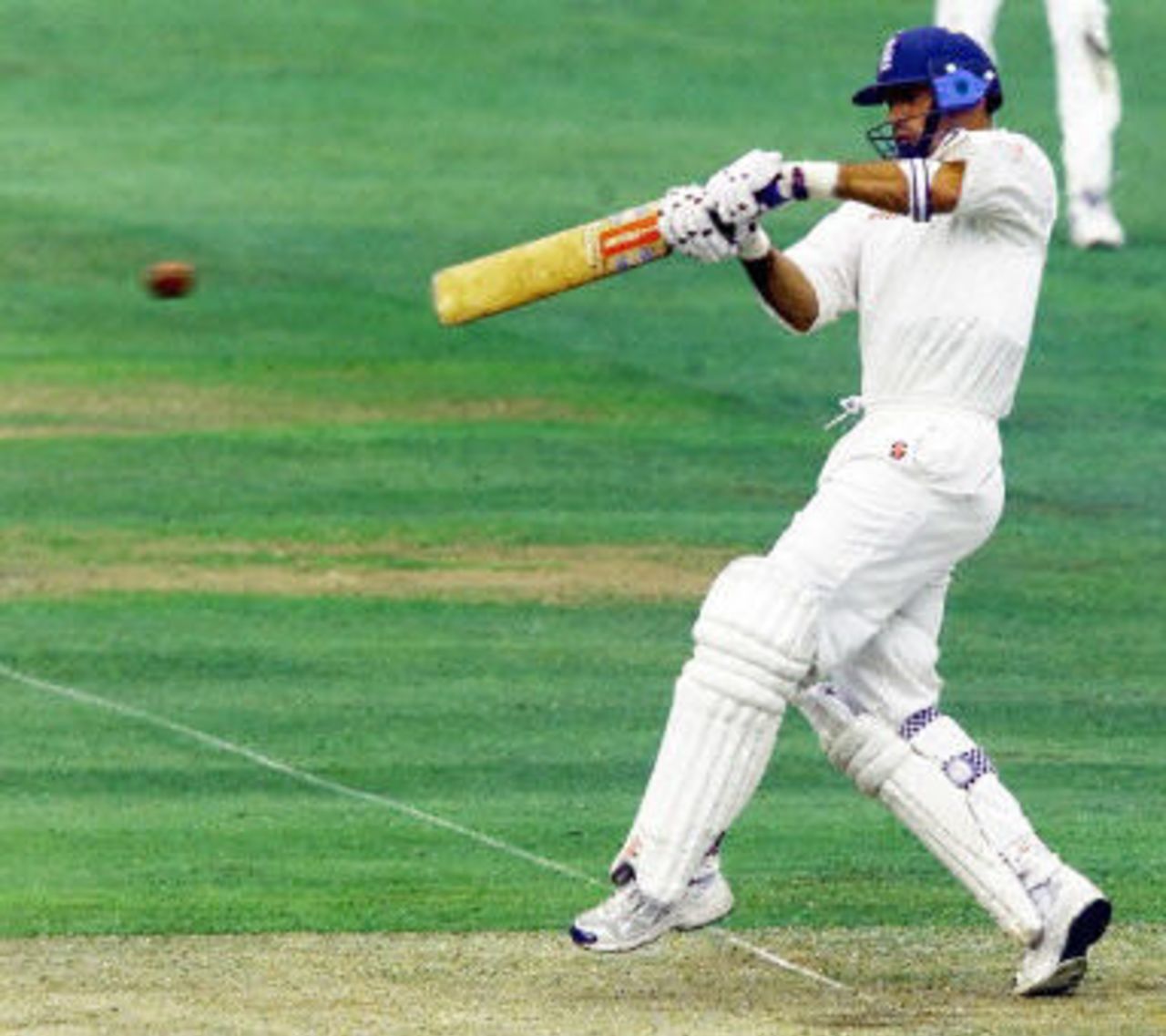 Nasser Hussain hits out, day 2, 1st Test at Lord's, 17-21 May 2001.