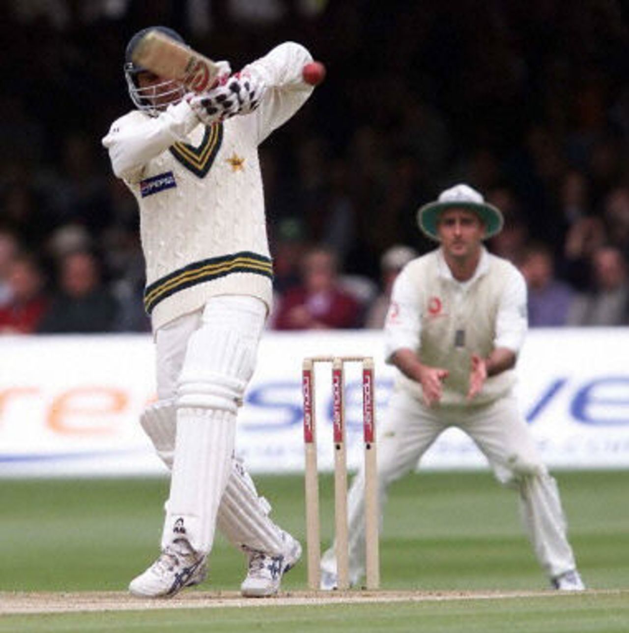 Inzamam-ul-Haq hooks a four, day 4, 1st Test at Lord's, 17-21 May 2001.